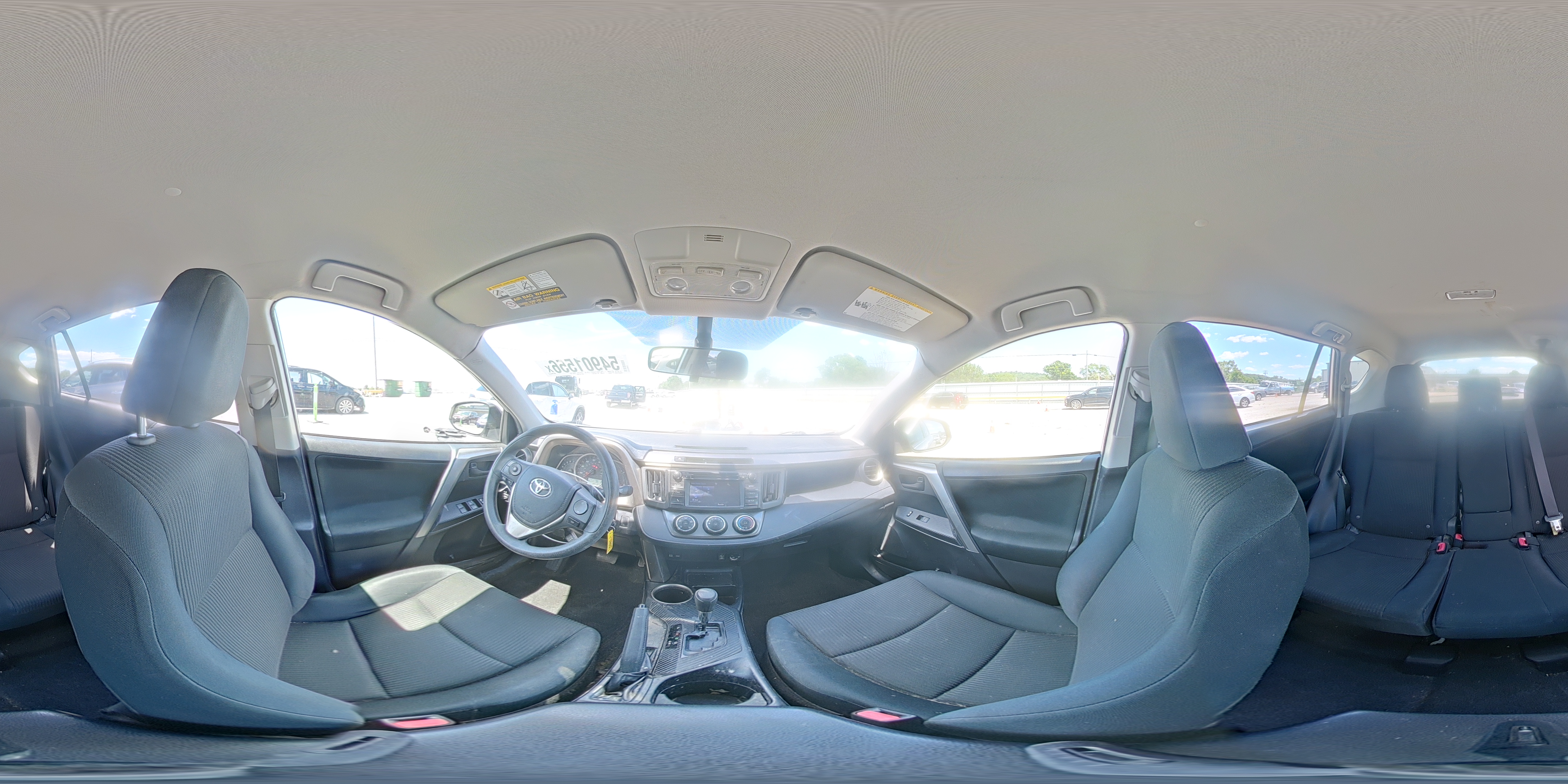 2015 Toyota Rav4 Le Silver vin: JTMZFREV2FD077436