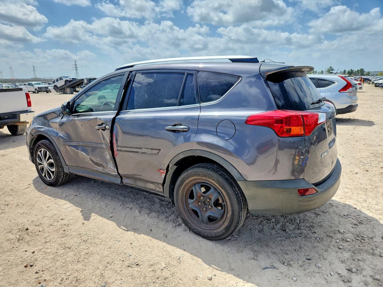 2015 Toyota Rav4 Le Gray vin: JTMZFREV2FJ053977