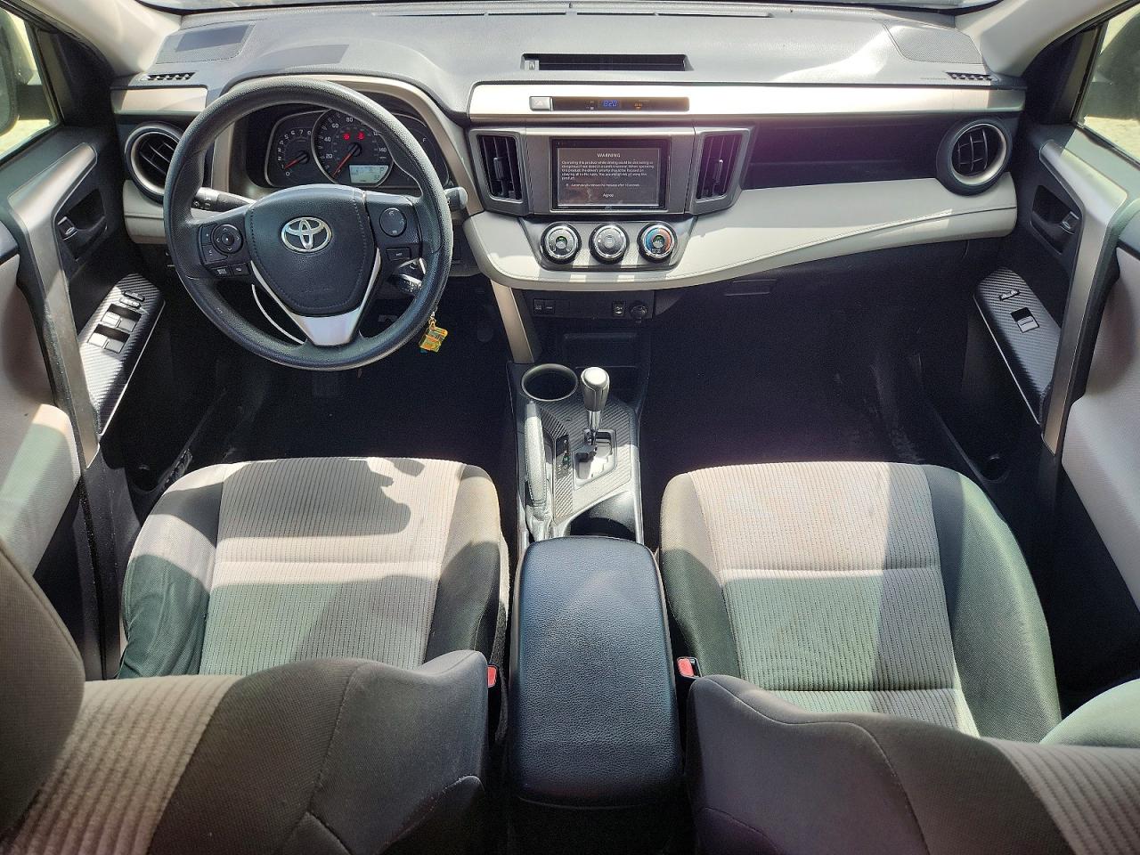 2015 Toyota Rav4 Le Gray vin: JTMZFREV2FJ053977
