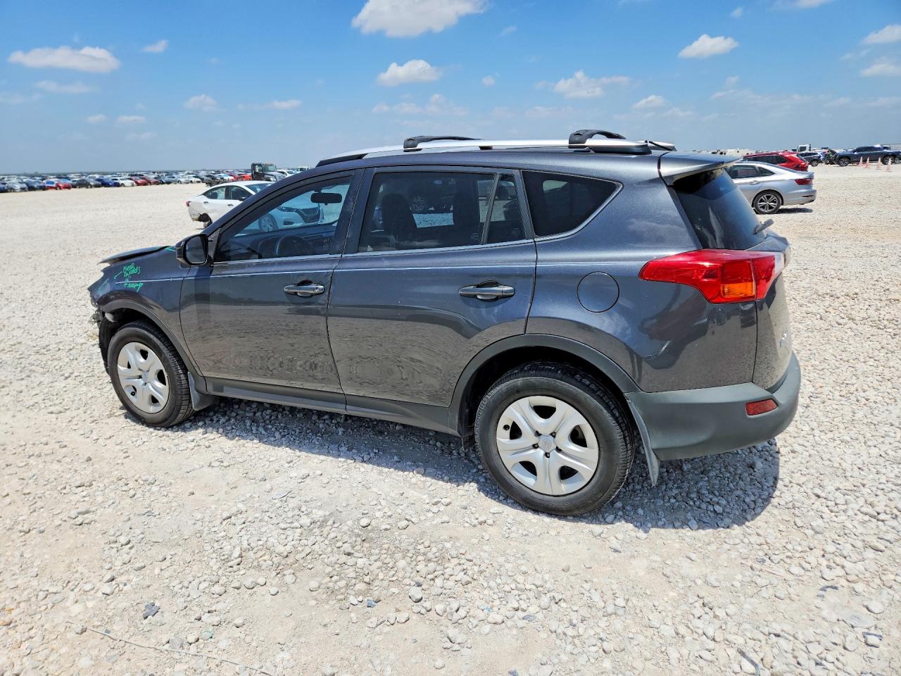 2015 Toyota Rav4 Le Gray vin: JTMZFREV2FJ056541