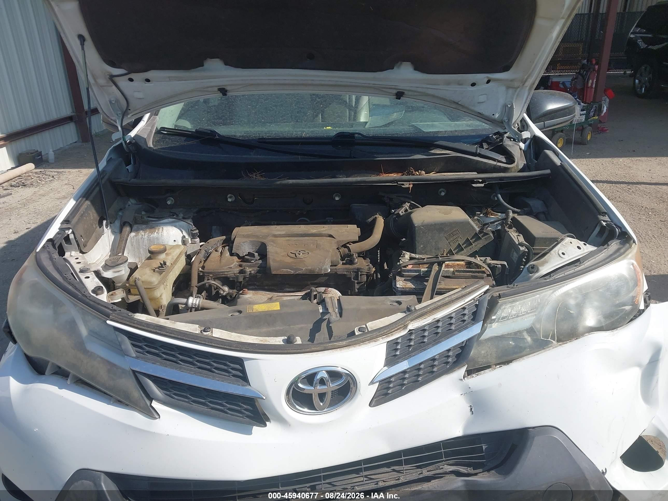 2013 Toyota Rav4 Le White vin: JTMZFREV3DD002998