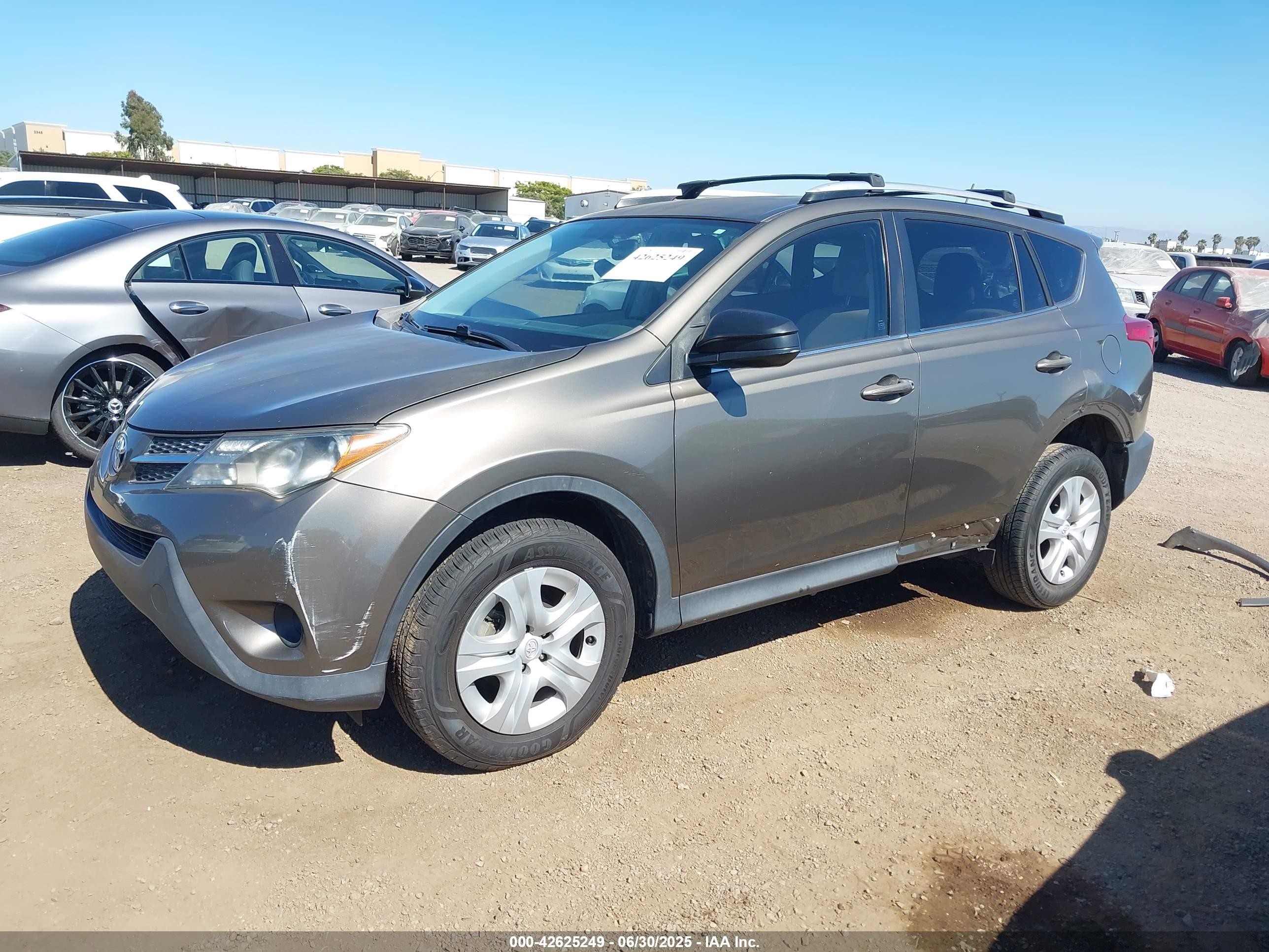2013 Toyota Rav4 Le Gray vin: JTMZFREV3DD005609