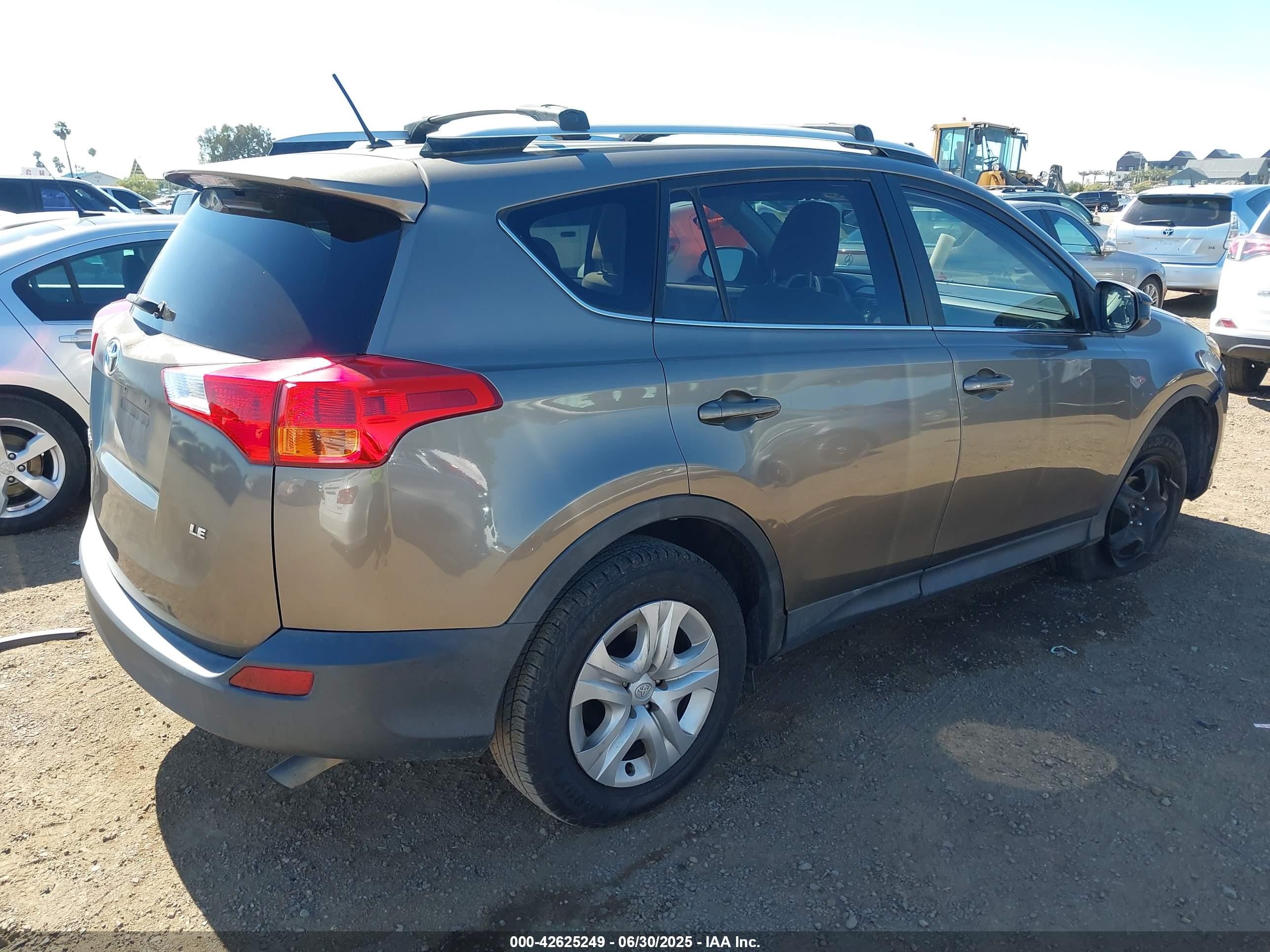 2013 Toyota Rav4 Le Gray vin: JTMZFREV3DD005609