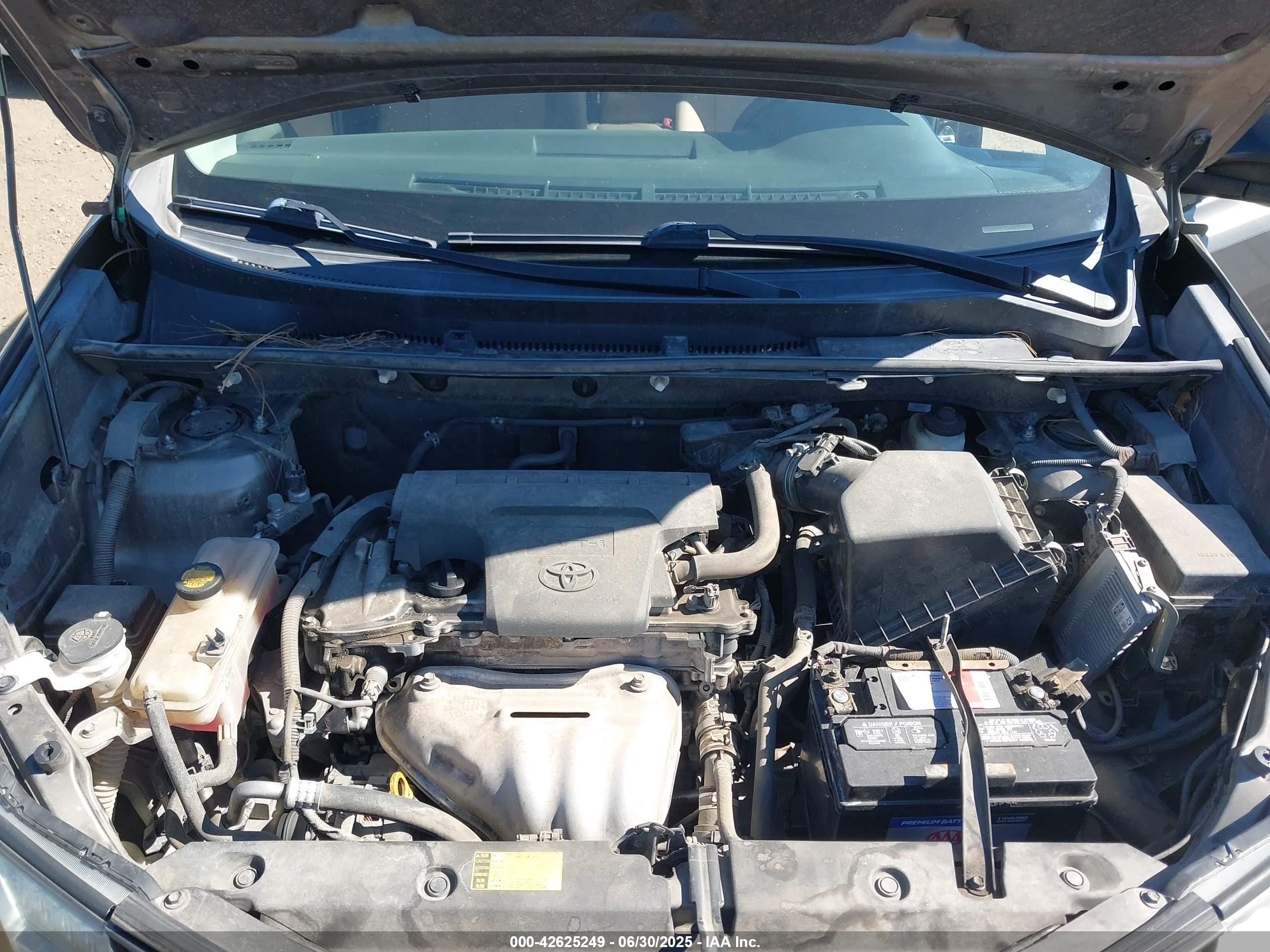 2013 Toyota Rav4 Le Gray vin: JTMZFREV3DD005609