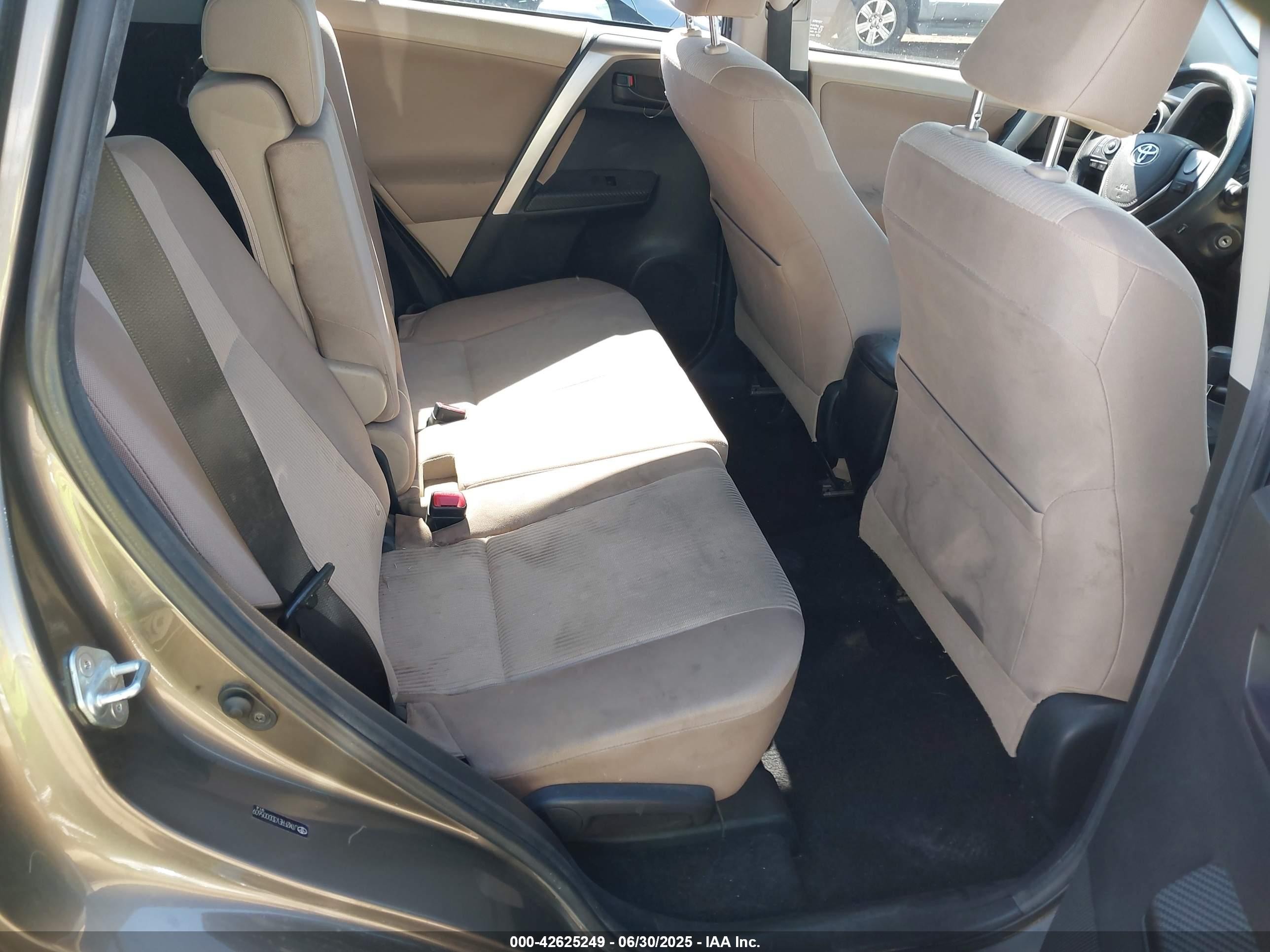 2013 Toyota Rav4 Le Gray vin: JTMZFREV3DD005609