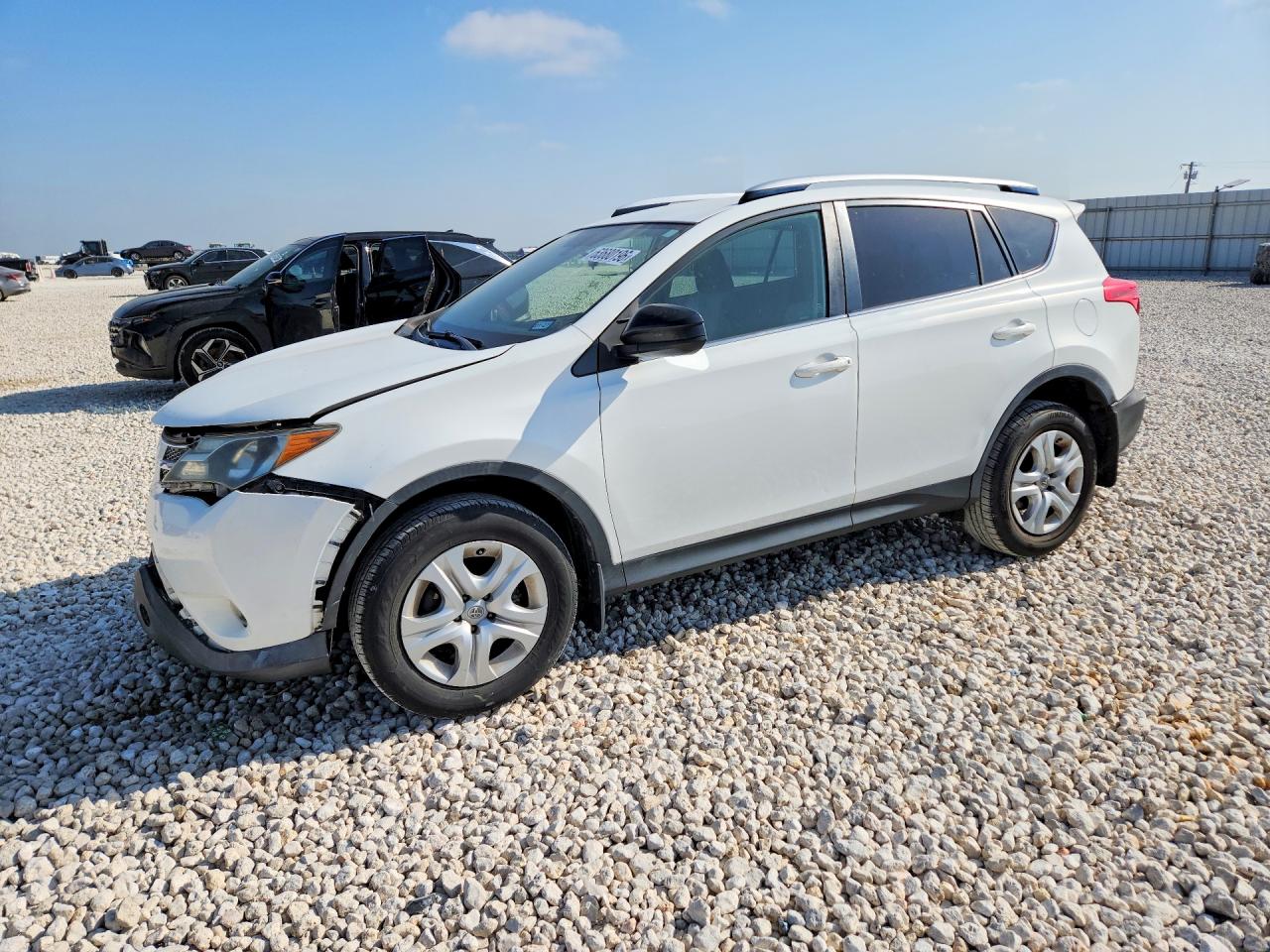 2013 Toyota Rav4 Le White vin: JTMZFREV3DD021034