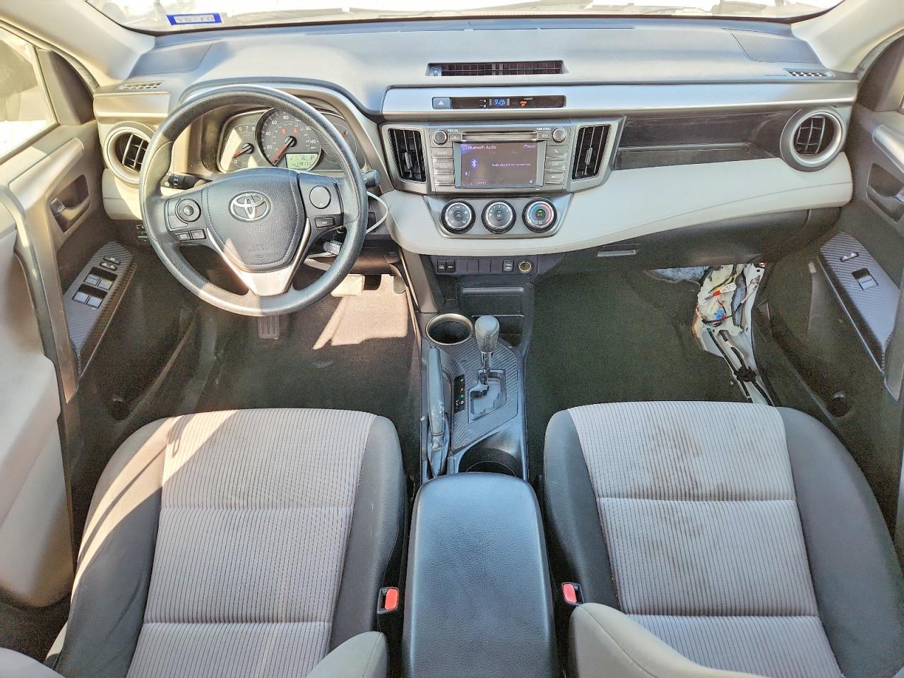 2013 Toyota Rav4 Le White vin: JTMZFREV3DD021034