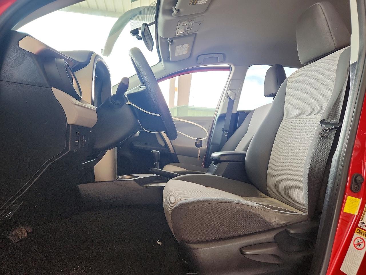 2013 Toyota Rav4 Le Red vin: JTMZFREV3DD025147