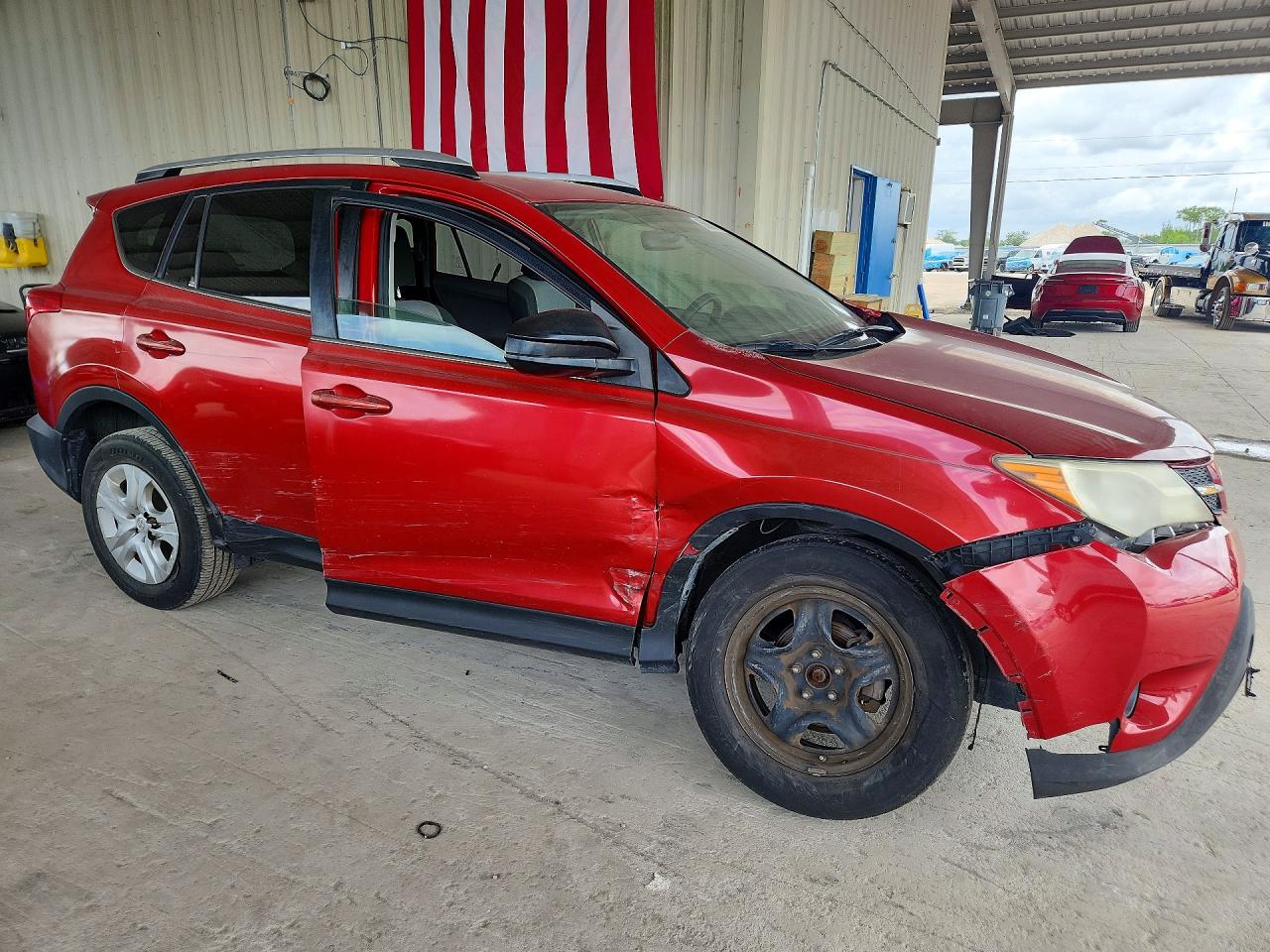 2013 Toyota Rav4 Le Red vin: JTMZFREV3DD025147