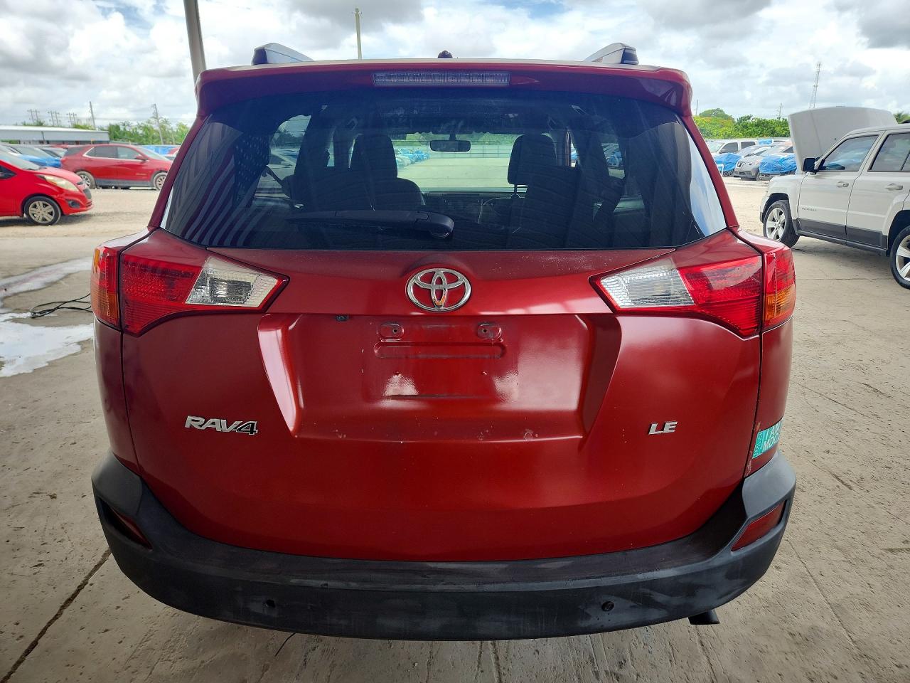 2013 Toyota Rav4 Le Red vin: JTMZFREV3DD025147