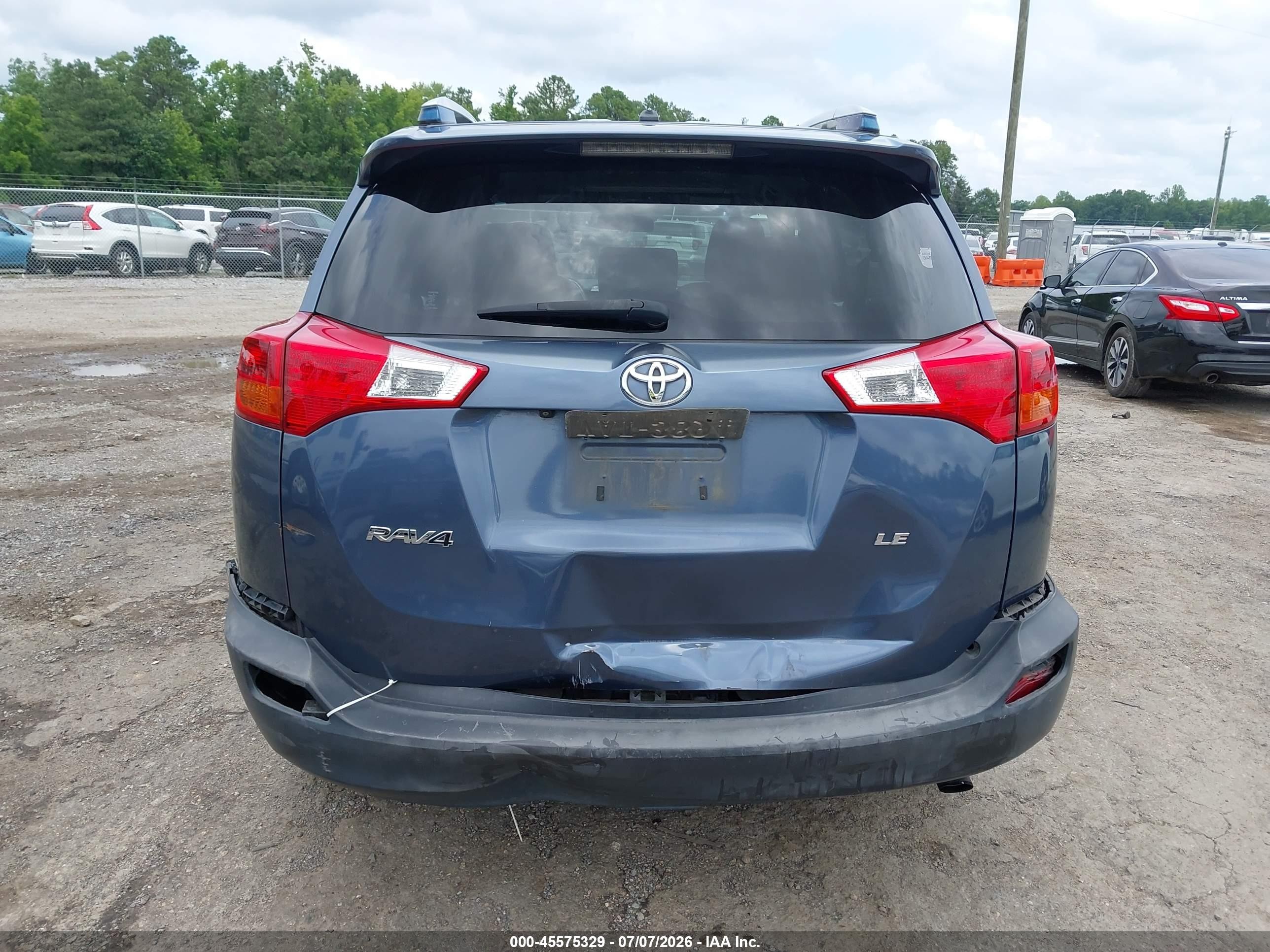 2014 Toyota Rav4 Le Blue vin: JTMZFREV3ED037512