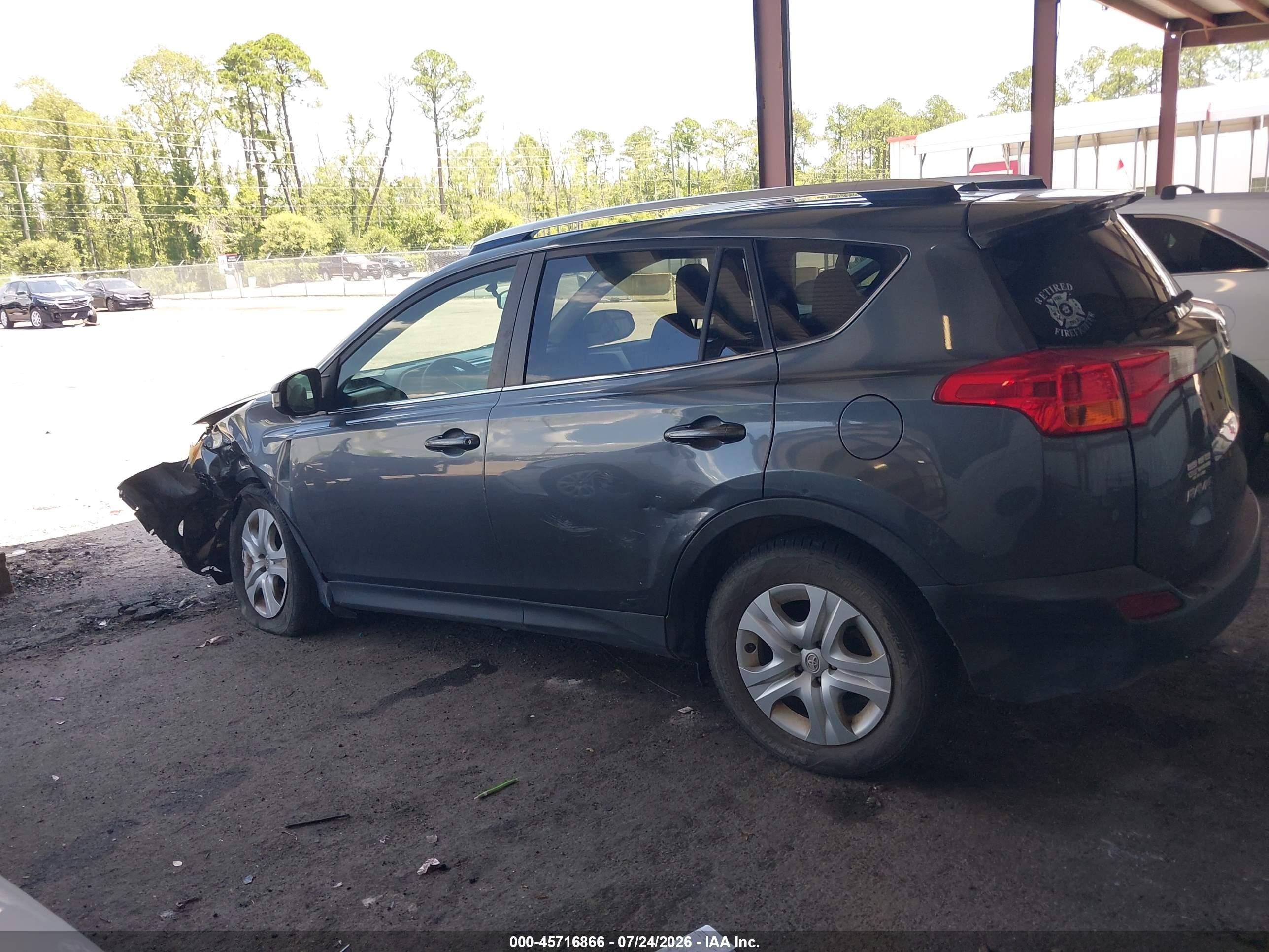 2015 Toyota Rav4 Le Gray vin: JTMZFREV3FD068356