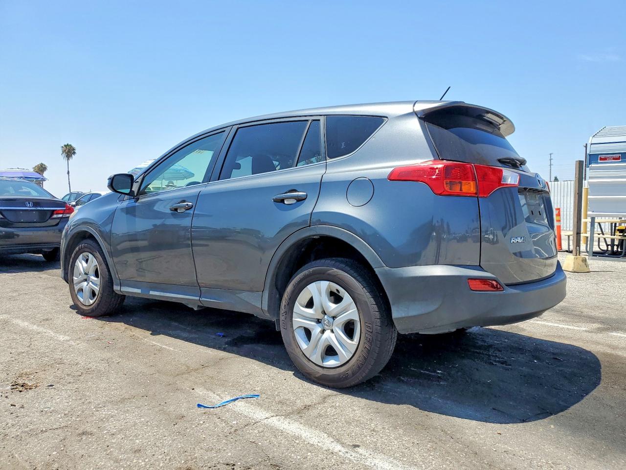 2015 Toyota Rav4 Le Gray vin: JTMZFREV3FD076487