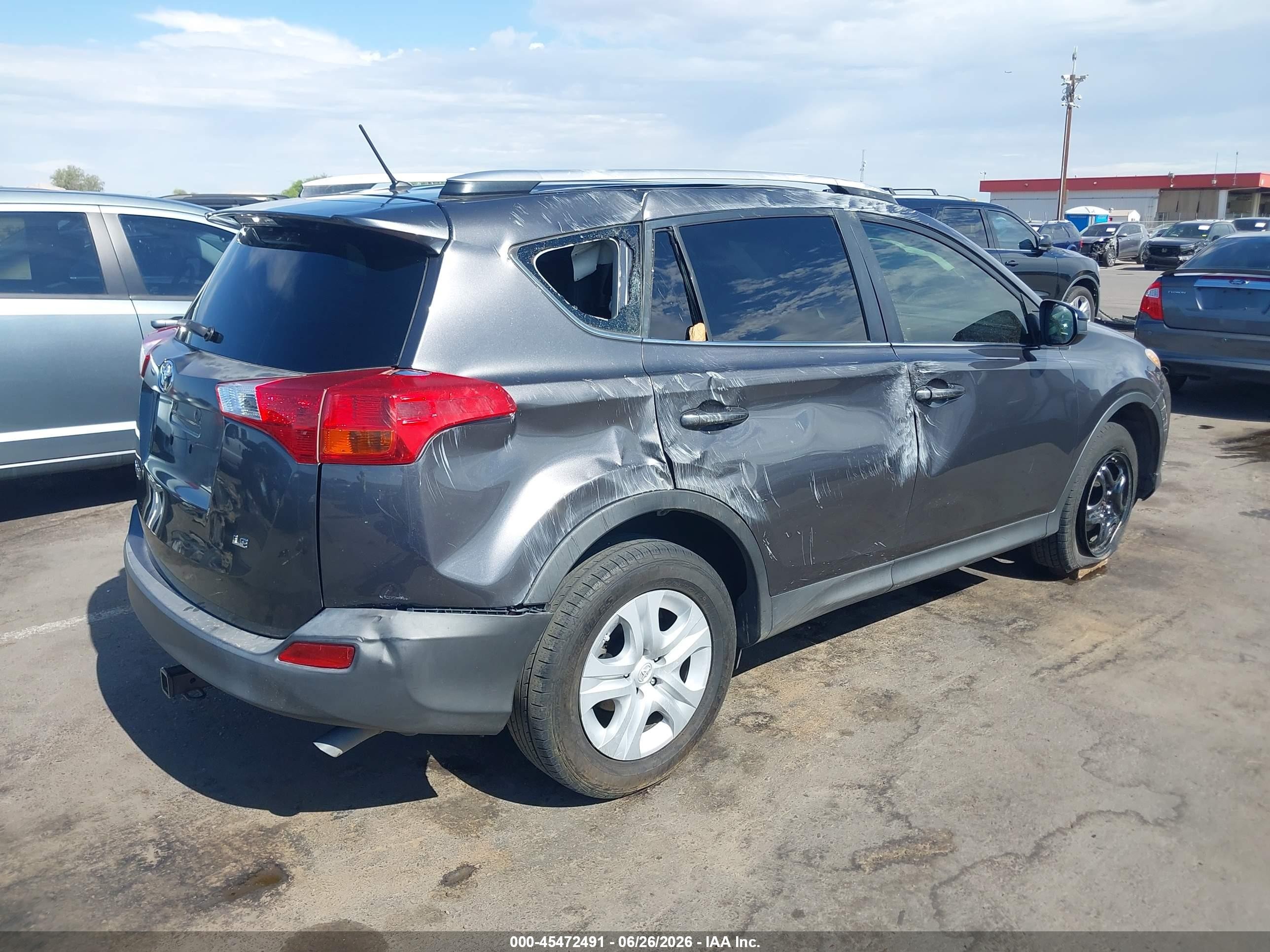 2015 Toyota Rav4 Le Gray vin: JTMZFREV3FJ050389