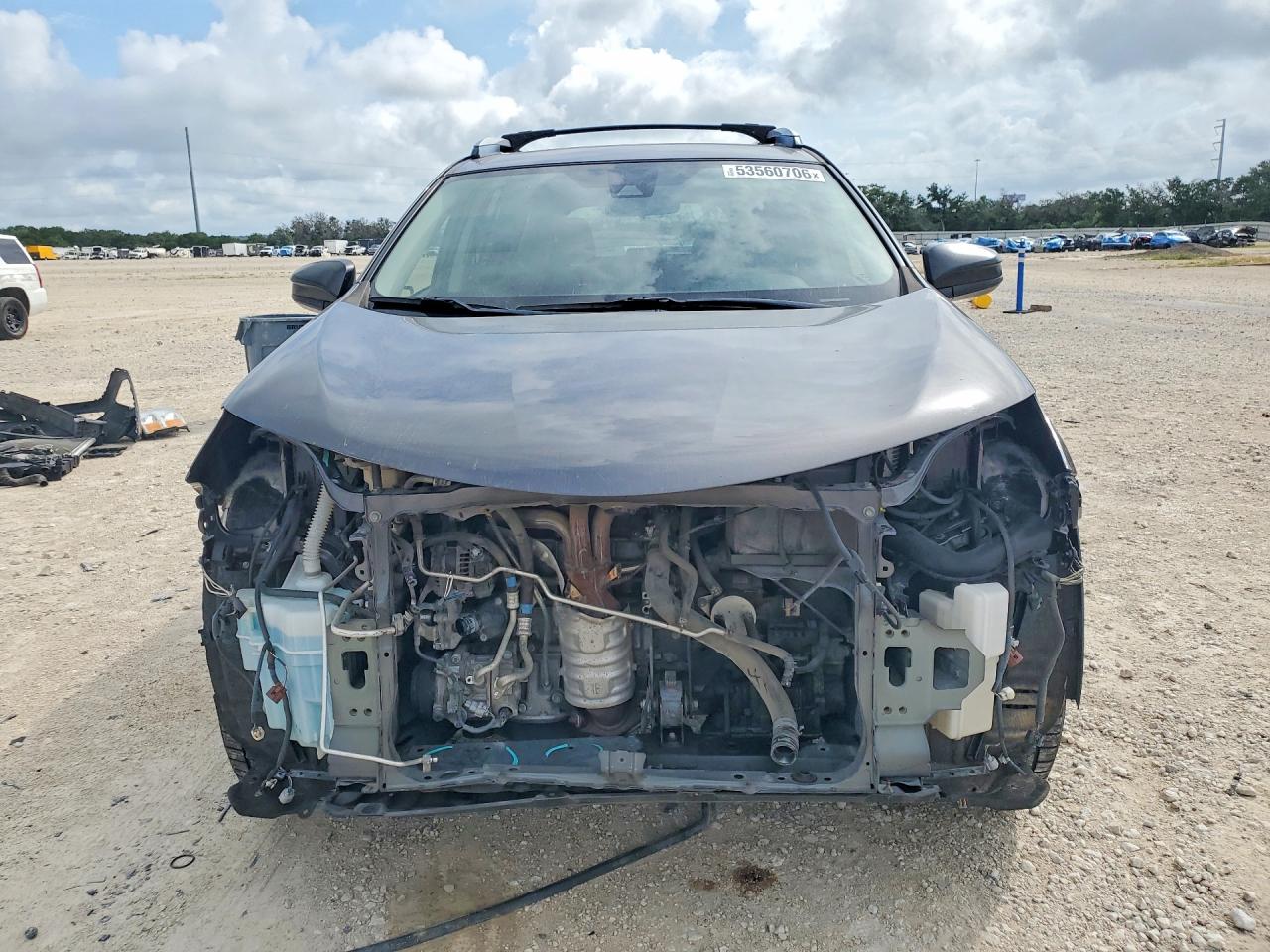 2017 Toyota Rav4 Le Gray vin: JTMZFREV3HJ104180