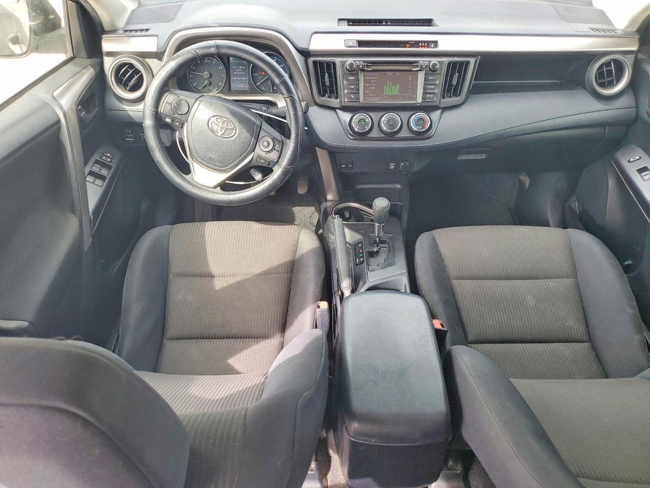 2017 Toyota Rav4 Le Gray vin: JTMZFREV3HJ104180