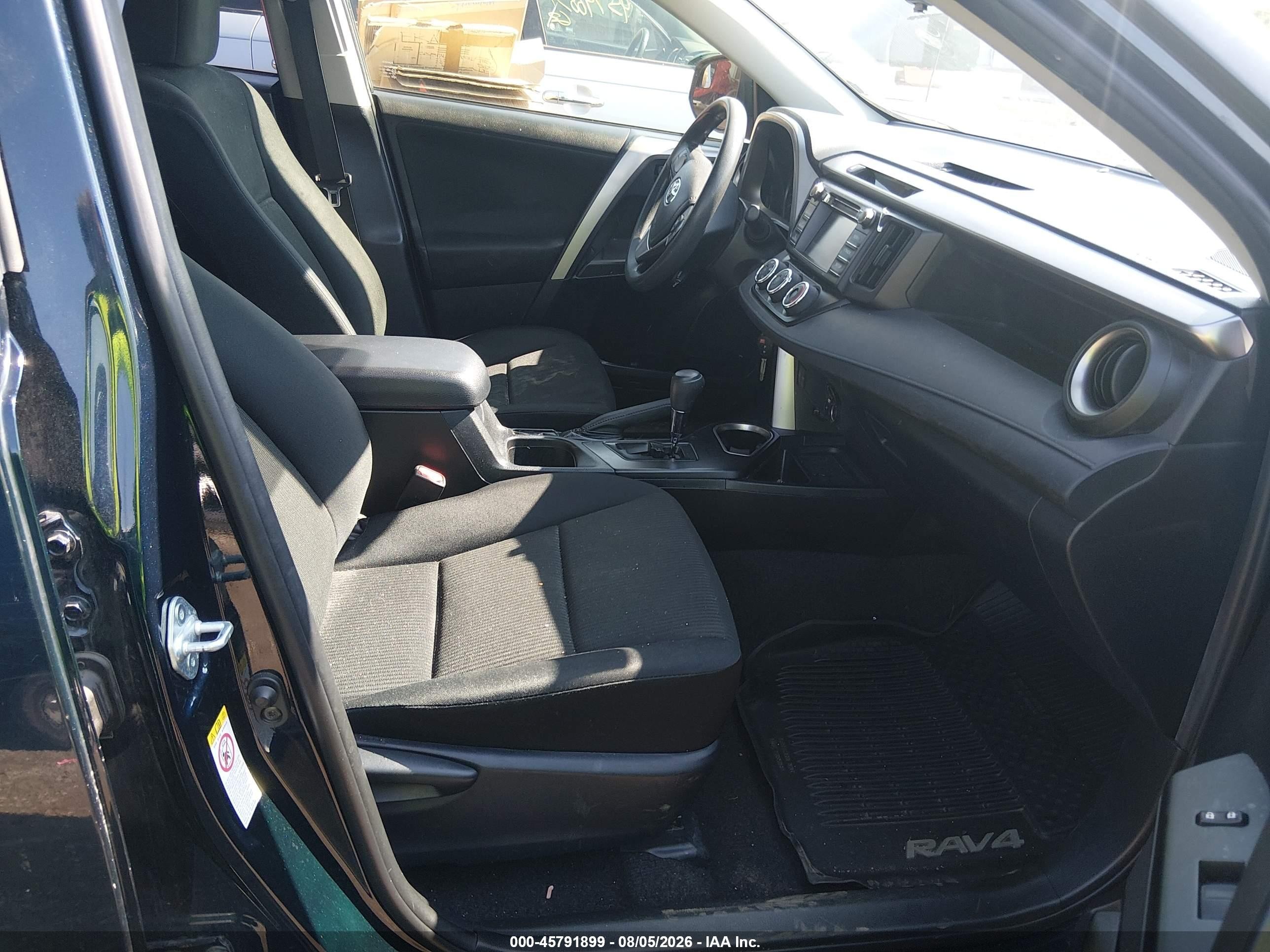 2017 Toyota Rav4 Le Blue vin: JTMZFREV3HJ717285