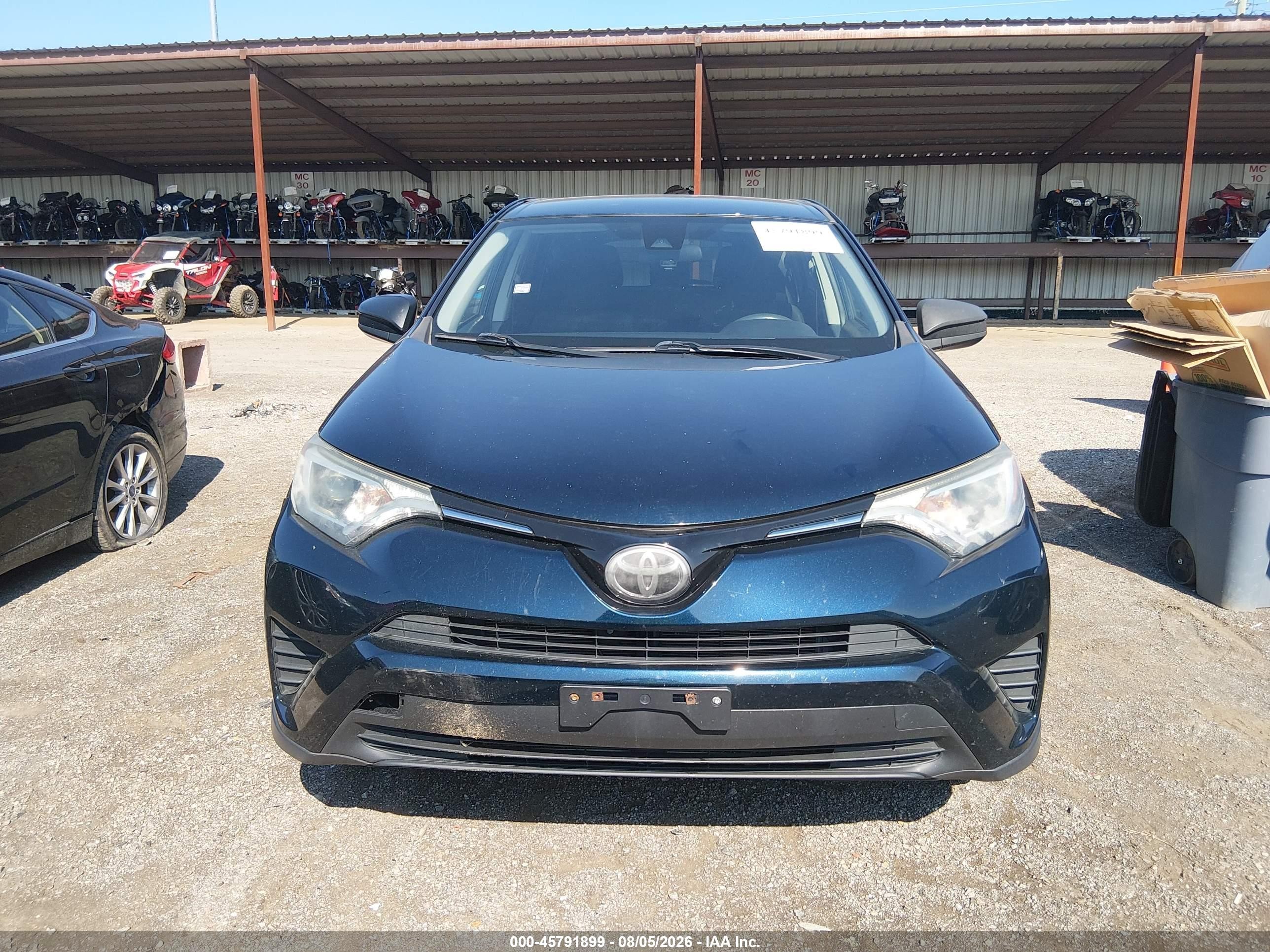 2017 Toyota Rav4 Le Blue vin: JTMZFREV3HJ717285