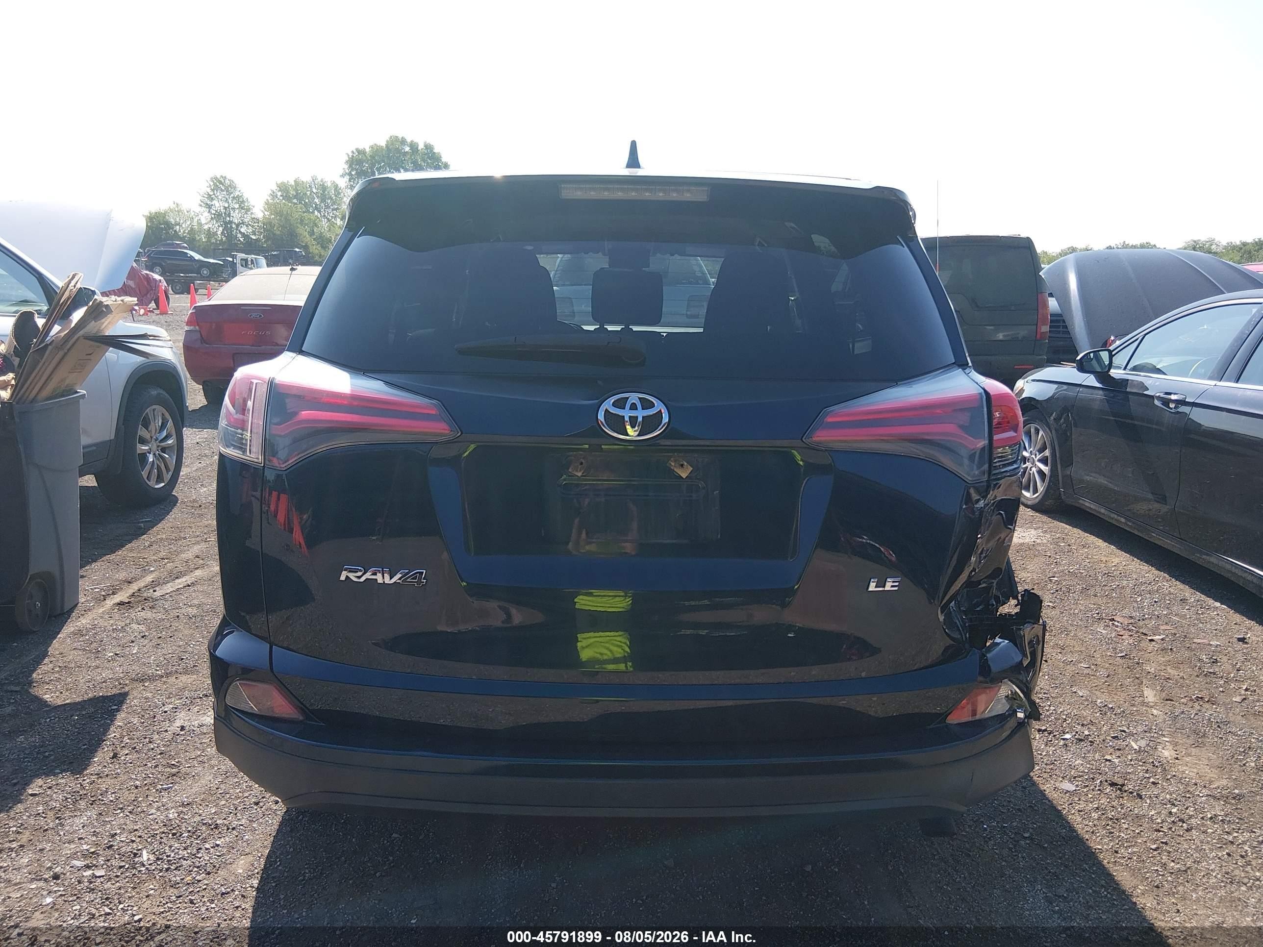 2017 Toyota Rav4 Le Blue vin: JTMZFREV3HJ717285