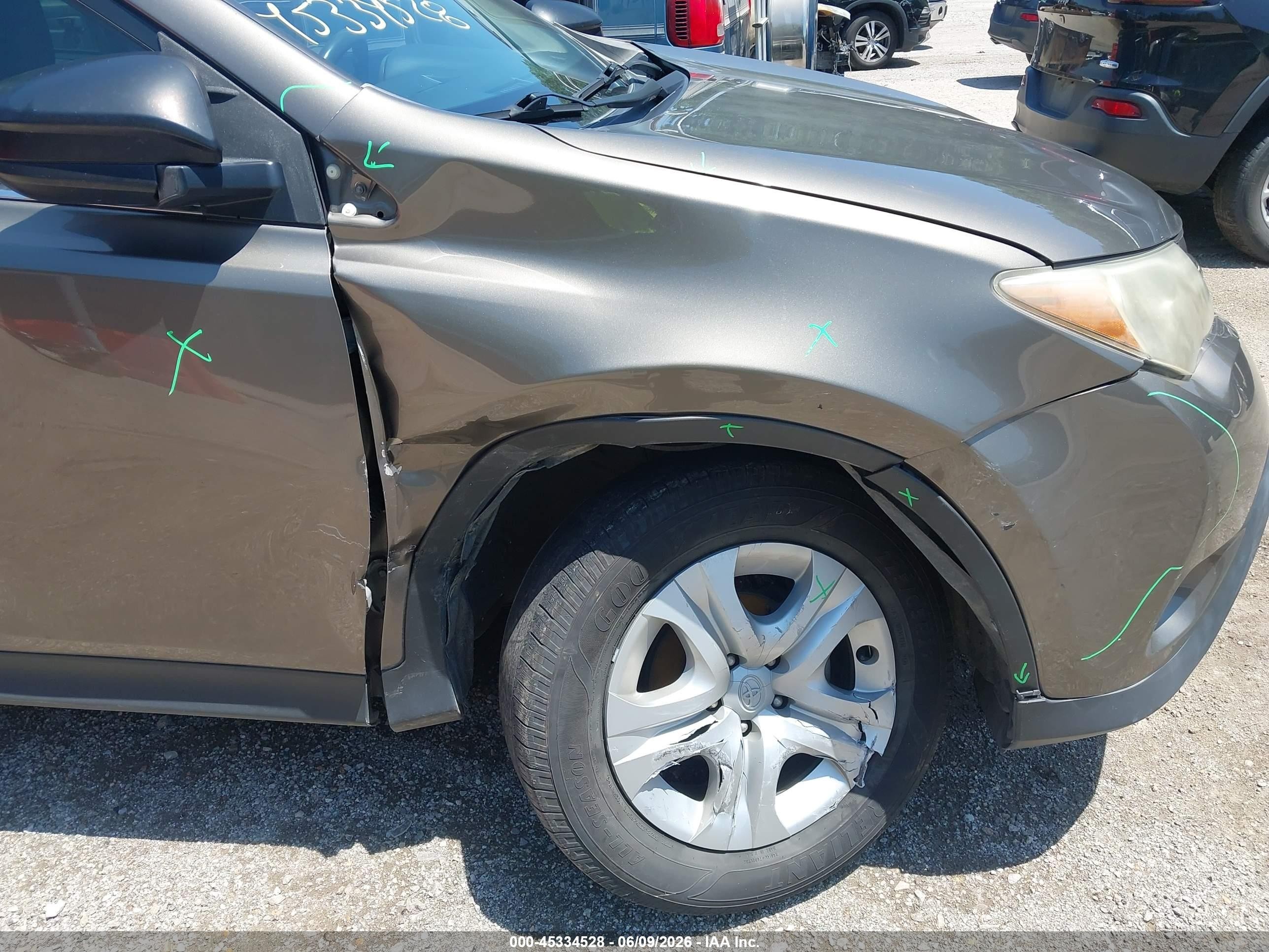 2014 Toyota Rav4 Le Gray vin: JTMZFREV4ED040435
