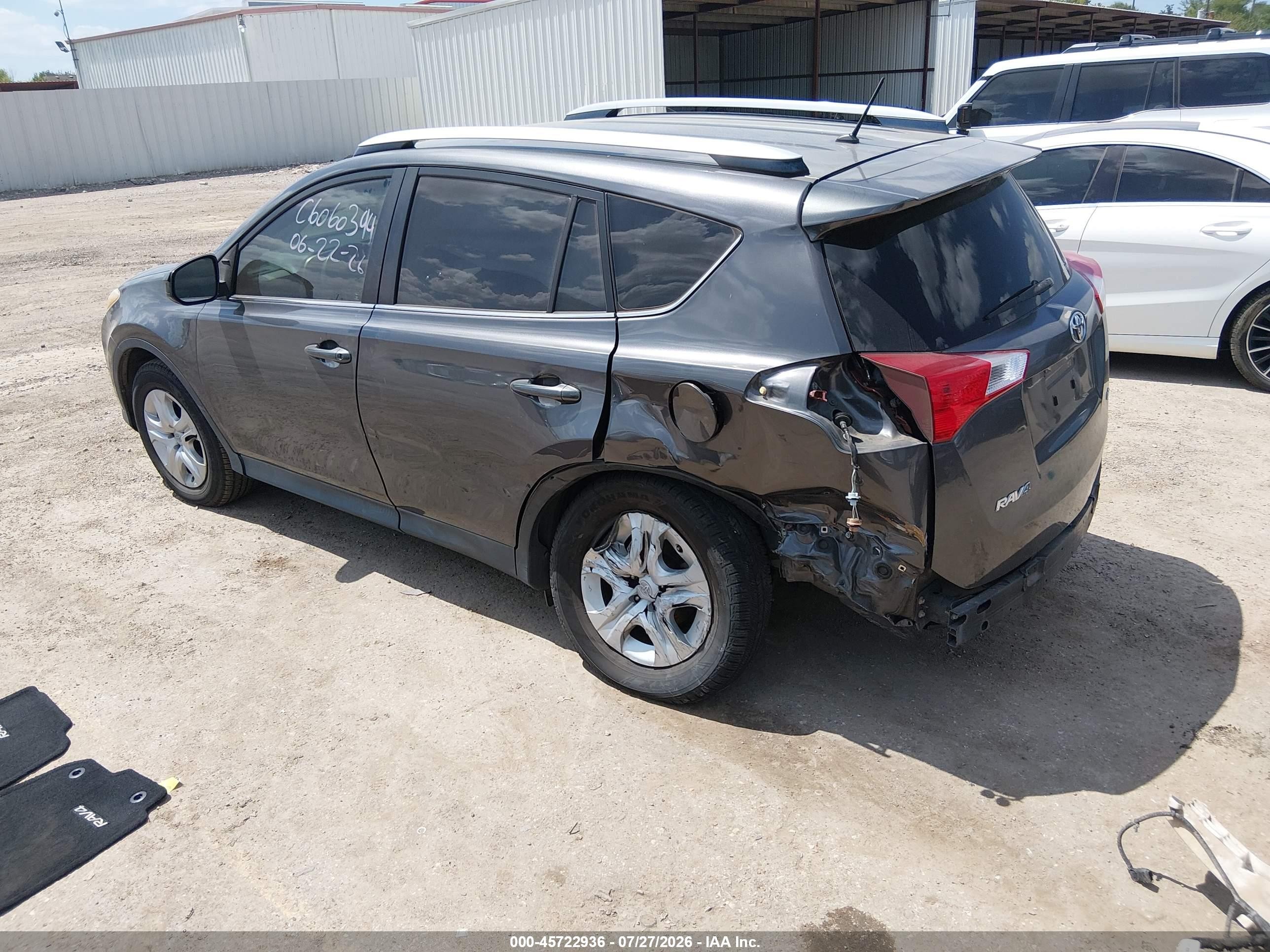 2014 Toyota Rav4 Le Gray vin: JTMZFREV4EJ003774