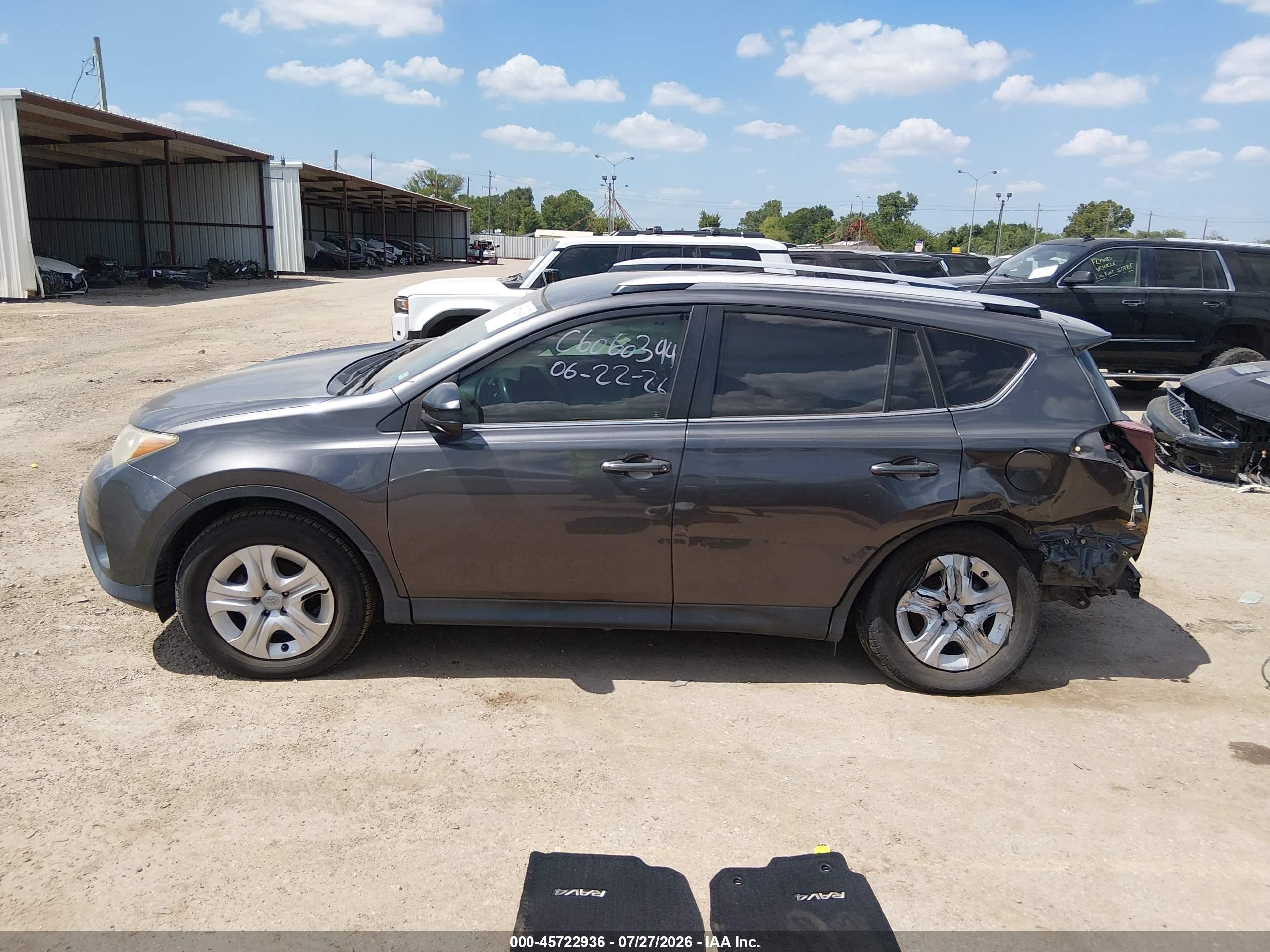 2014 Toyota Rav4 Le Gray vin: JTMZFREV4EJ003774