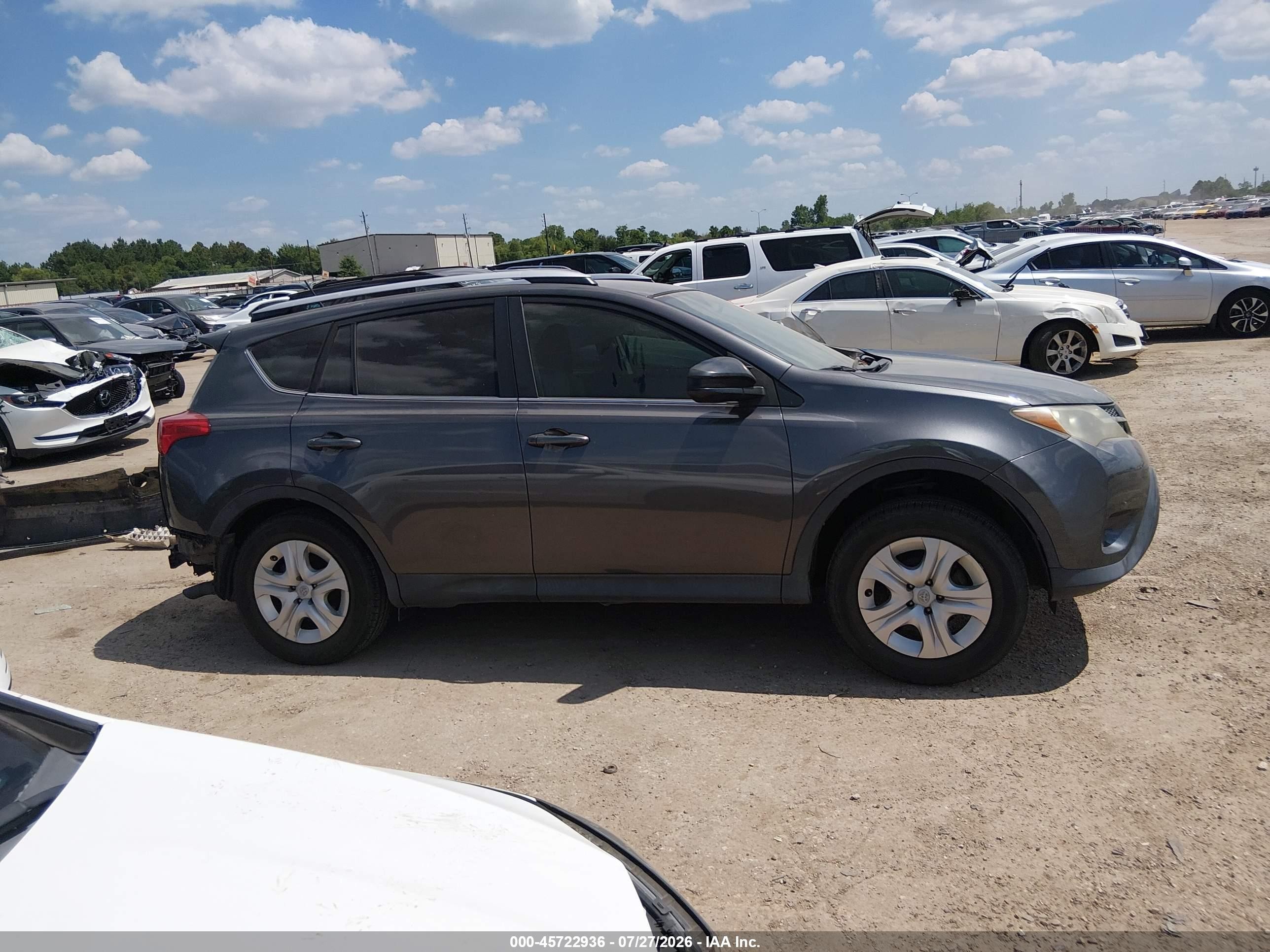 2014 Toyota Rav4 Le Gray vin: JTMZFREV4EJ003774