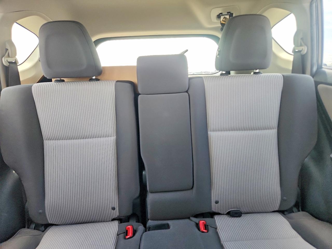 2014 Toyota Rav4 Le Gray vin: JTMZFREV4EJ013432