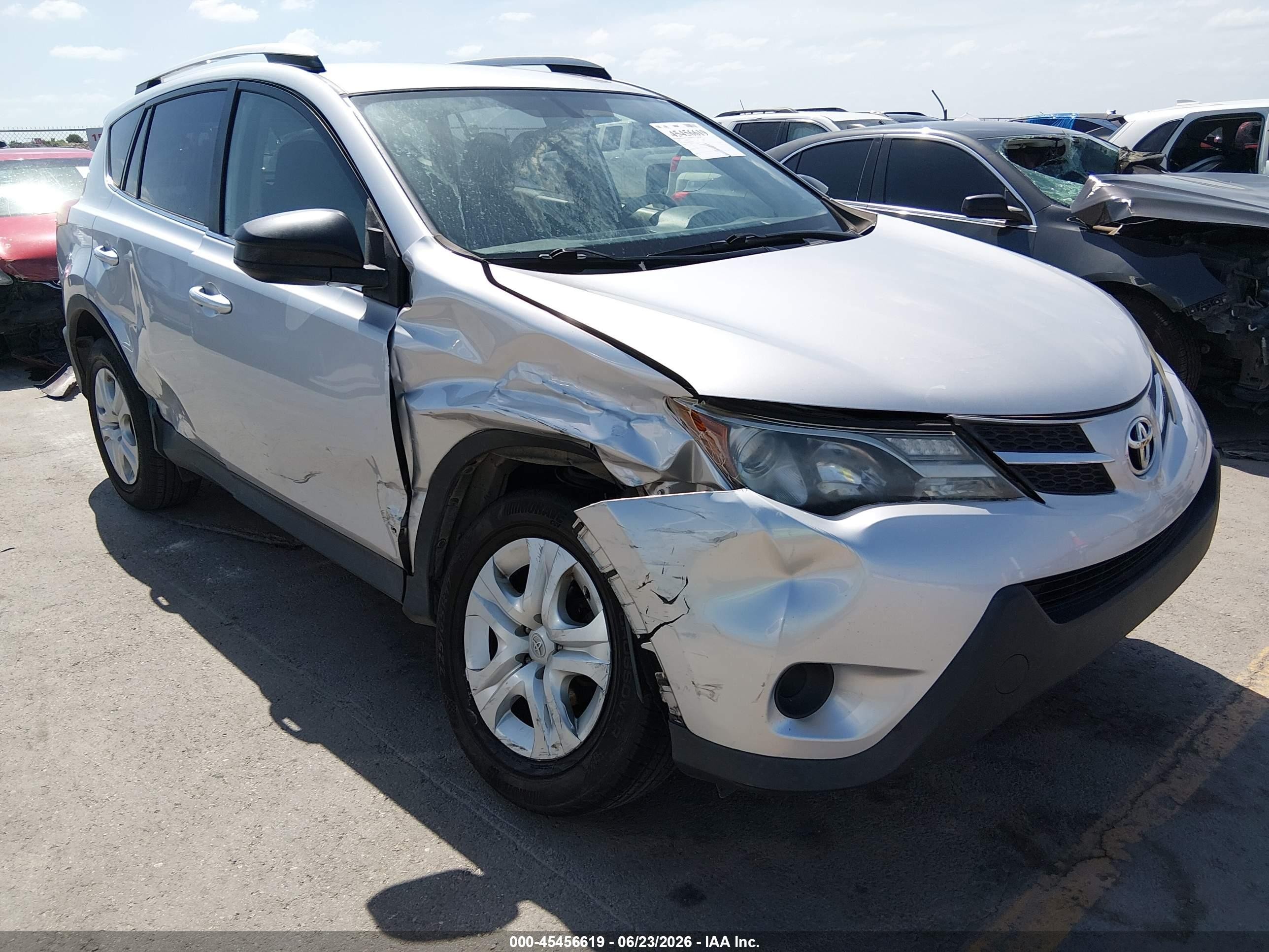 2013 Toyota Rav4 Le Silver vin: JTMZFREV5D5000213