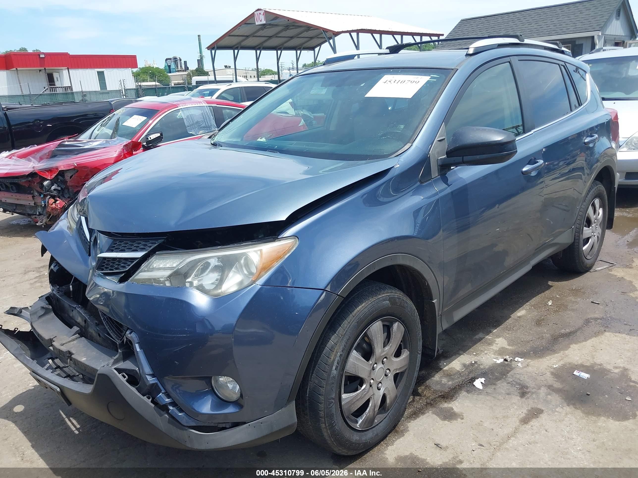 2014 Toyota Rav4 Le Blue vin: JTMZFREV5ED029945