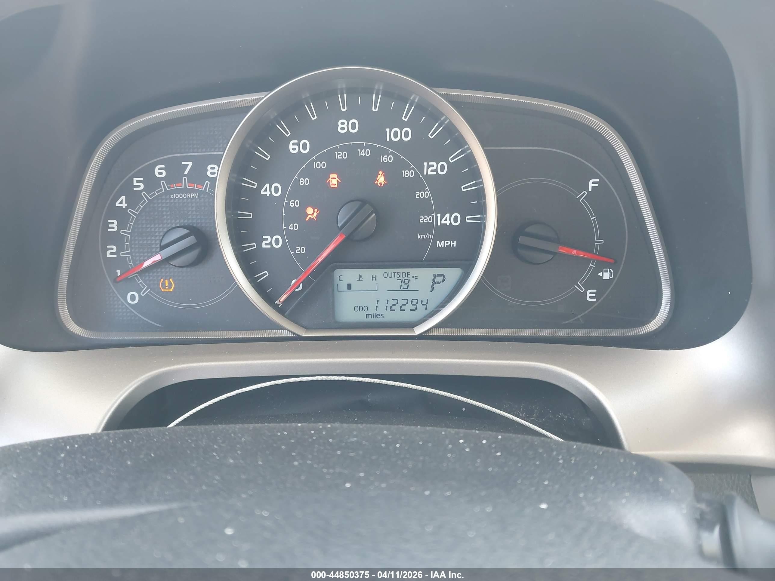 2014 Toyota Rav4 Le Серый vin: JTMZFREV5EJ016310