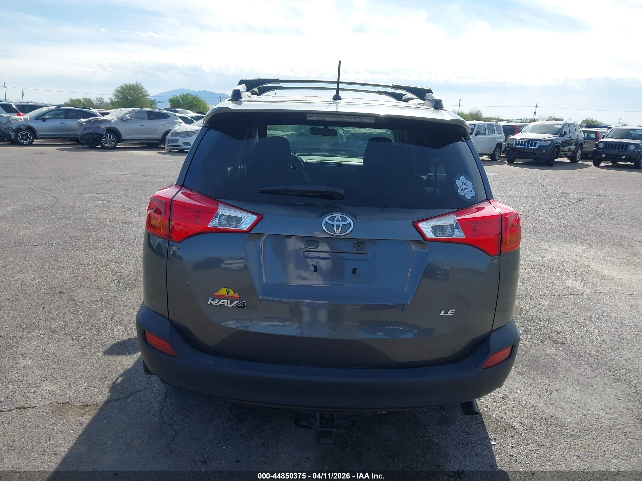 2014 Toyota Rav4 Le Серый vin: JTMZFREV5EJ016310