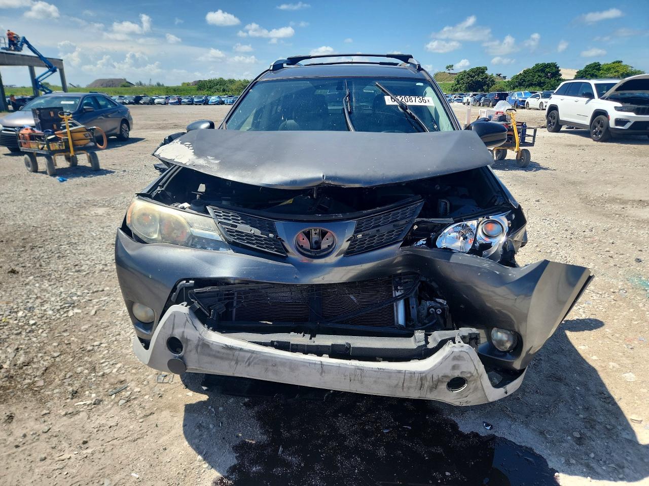 2014 Toyota Rav4 Le Gray vin: JTMZFREV5EJ019045