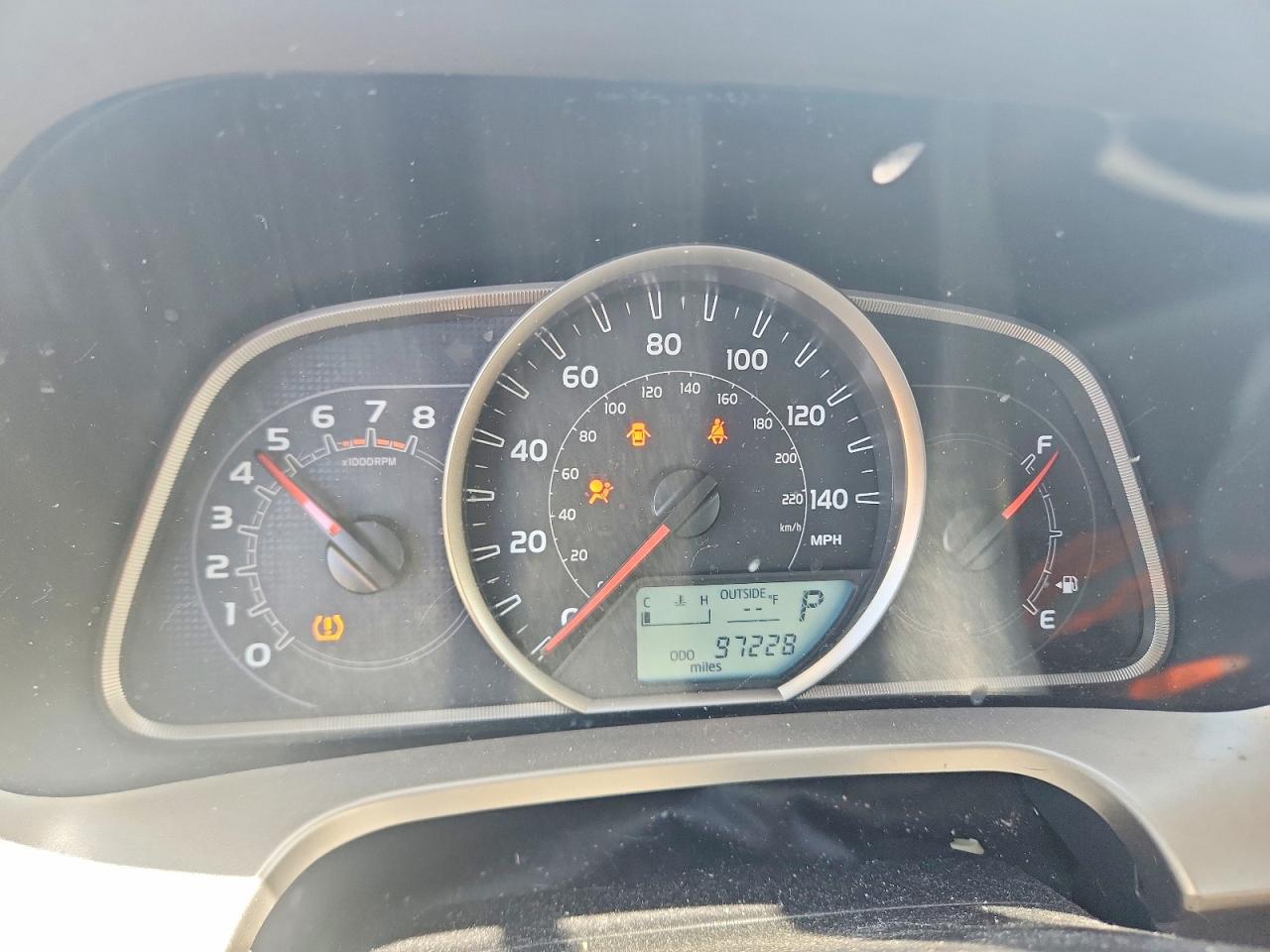 2014 Toyota Rav4 Le Gray vin: JTMZFREV5EJ019045
