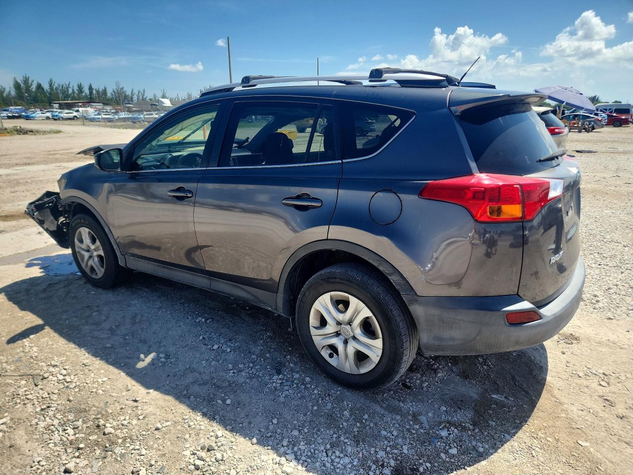 2014 Toyota Rav4 Le Gray vin: JTMZFREV5EJ019045