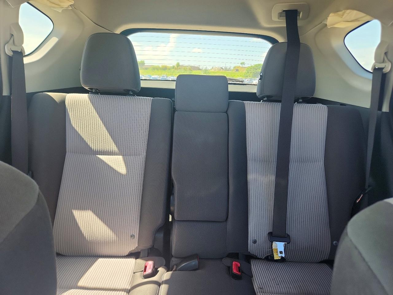 2014 Toyota Rav4 Le Gray vin: JTMZFREV5EJ019045