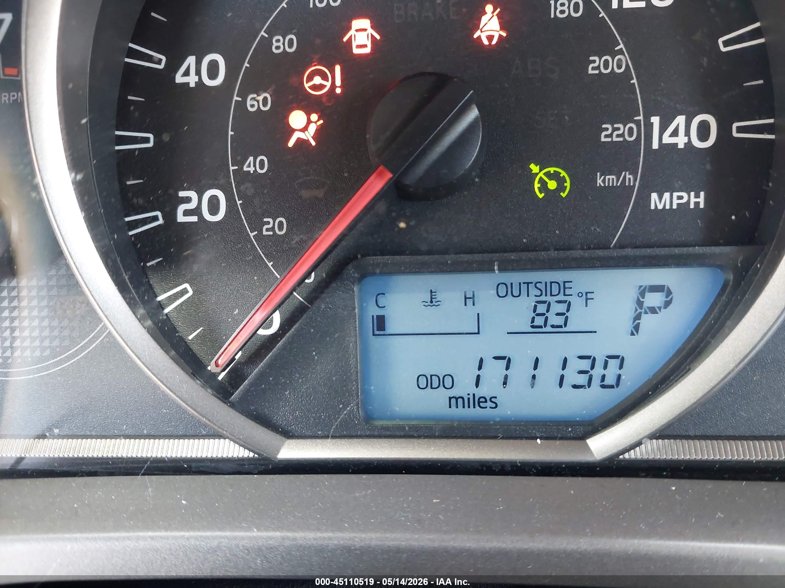 2015 Toyota Rav4 Le Orange vin: JTMZFREV5FD052756