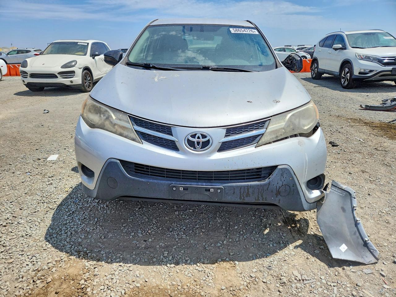 2015 Toyota Rav4 Le Silver vin: JTMZFREV5FJ040995