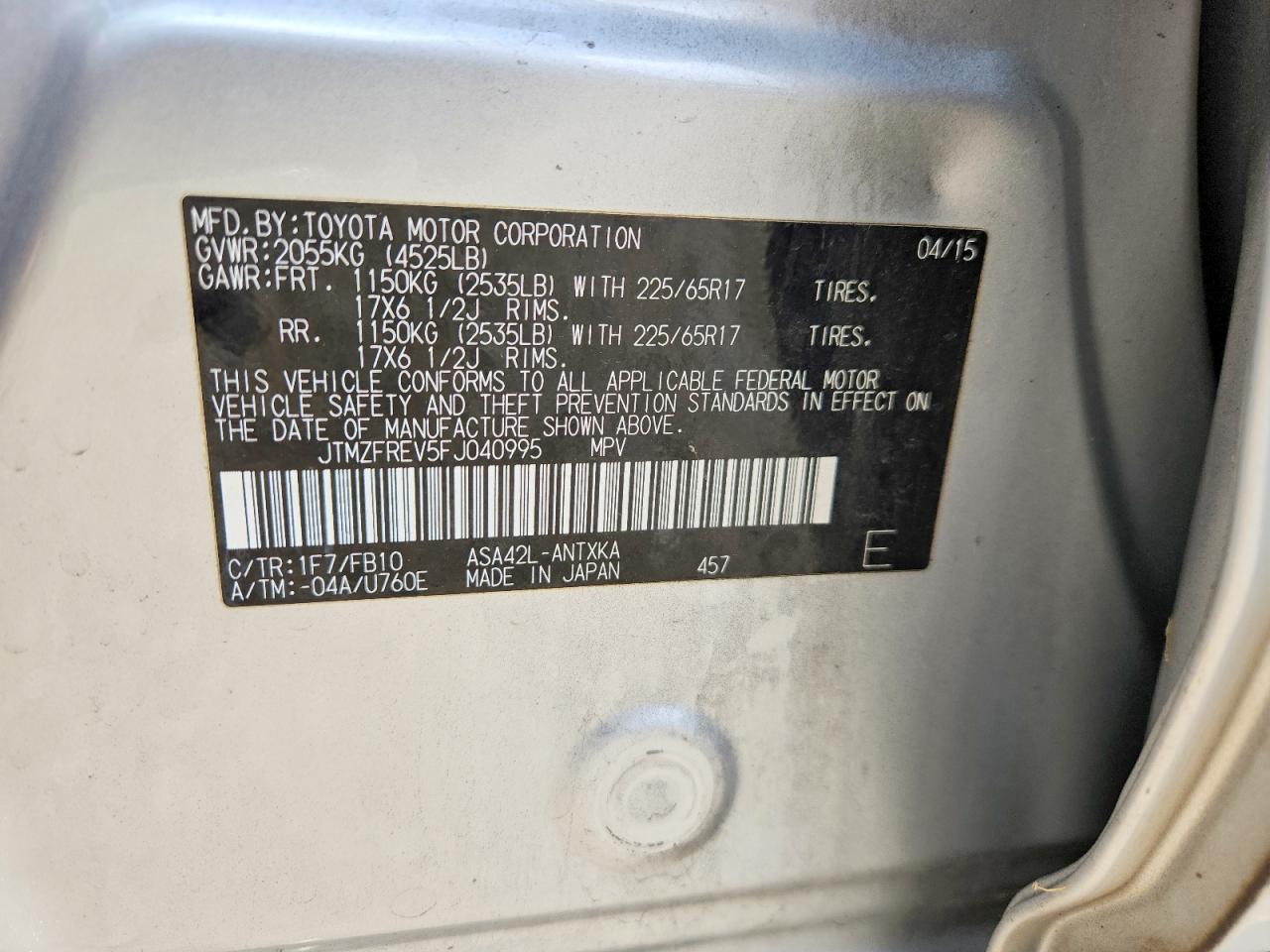 2015 Toyota Rav4 Le Silver vin: JTMZFREV5FJ040995