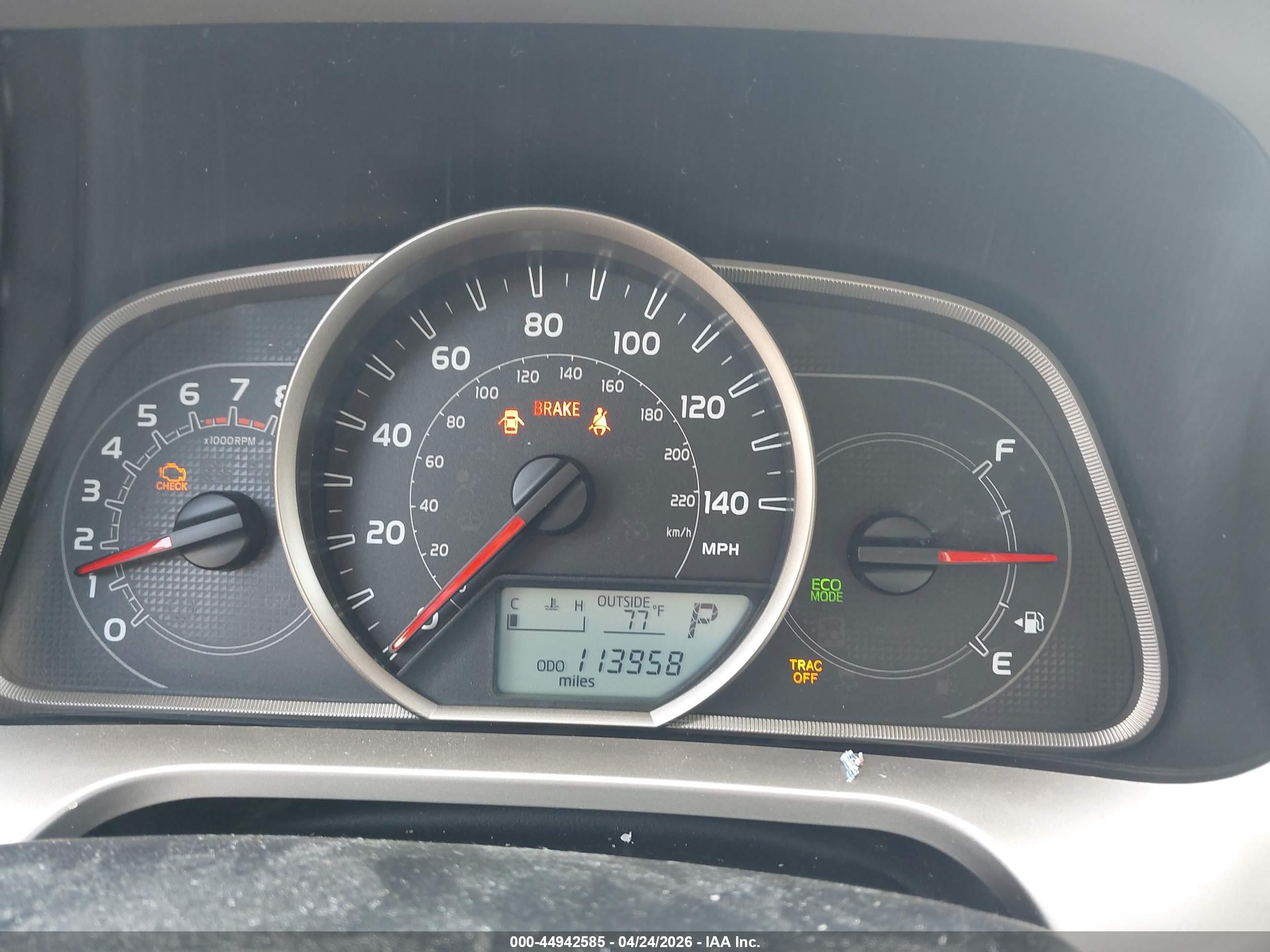 2013 Toyota Rav4 Le Серебряный vin: JTMZFREV6DD001246