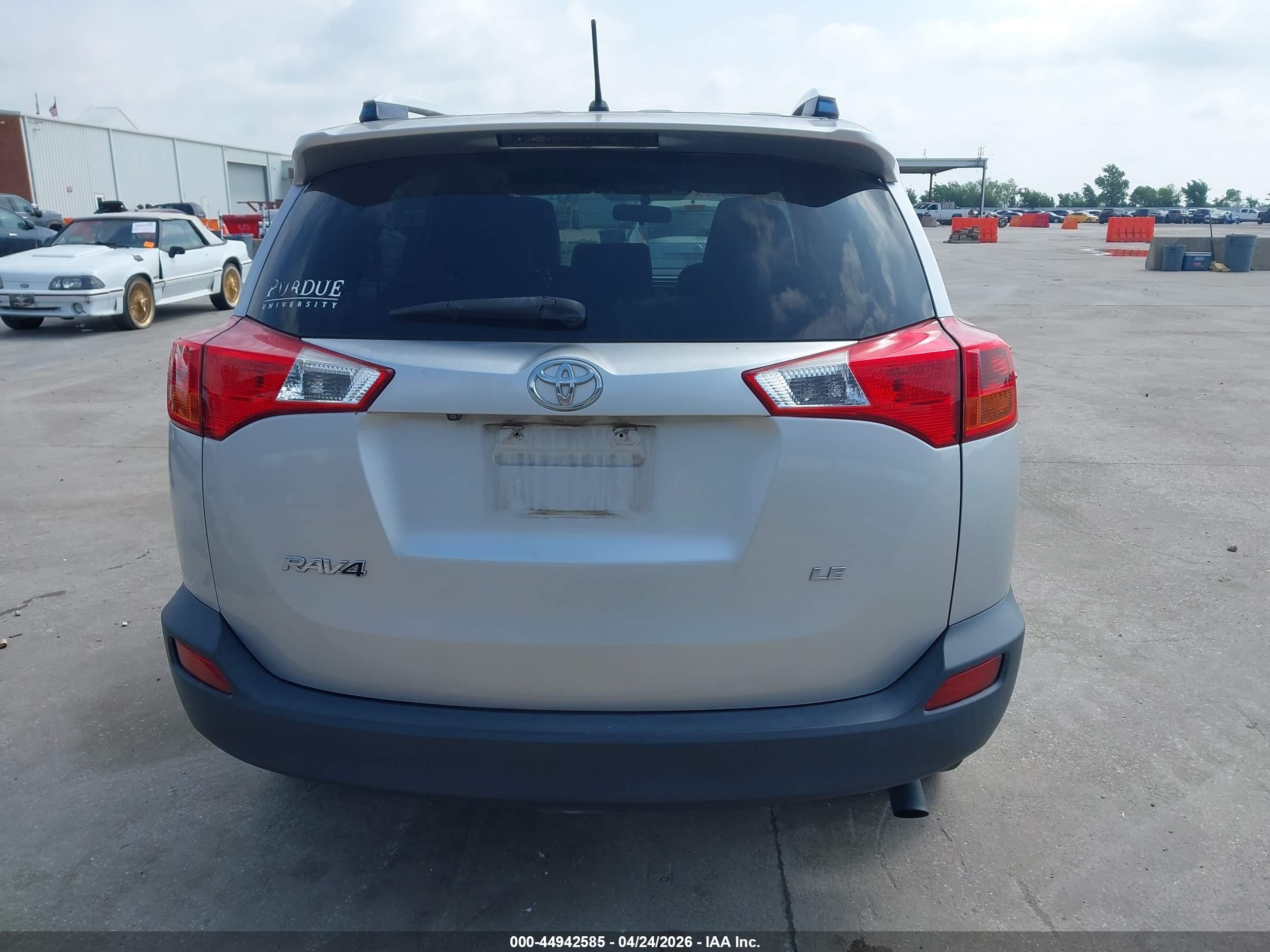 2013 Toyota Rav4 Le Серебряный vin: JTMZFREV6DD001246