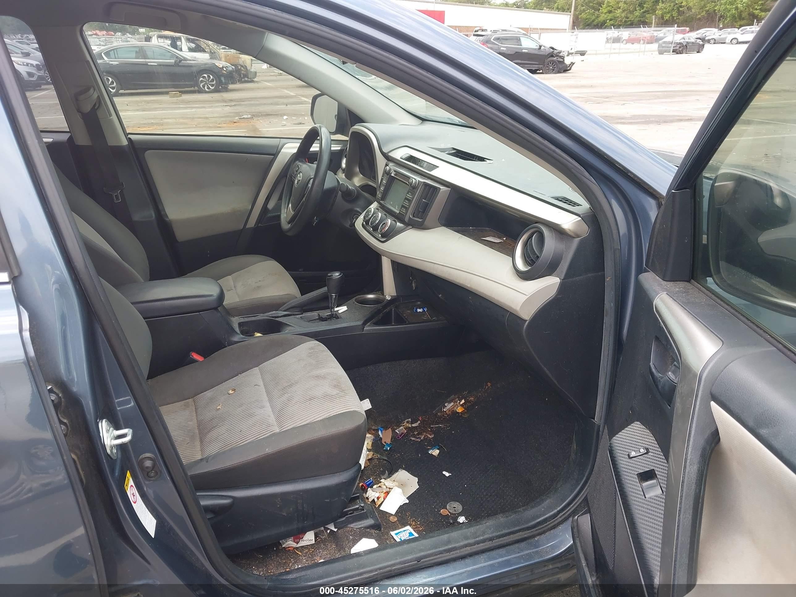 2014 Toyota Rav4 Le Blue vin: JTMZFREV6ED035348