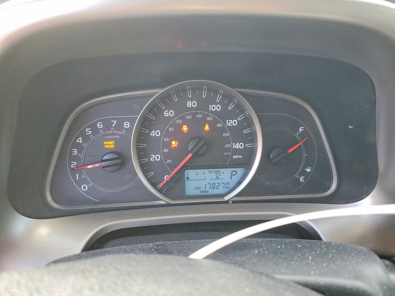 2014 Toyota Rav4 Le Red vin: JTMZFREV6EJ002416