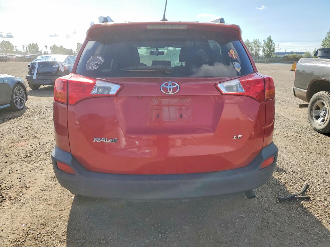 2014 Toyota Rav4 Le Red vin: JTMZFREV6EJ002416