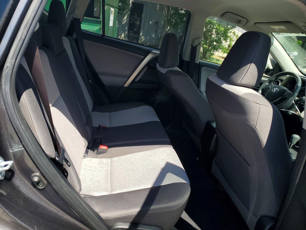 2014 Toyota Rav4 Le Gray vin: JTMZFREV6EJ004862