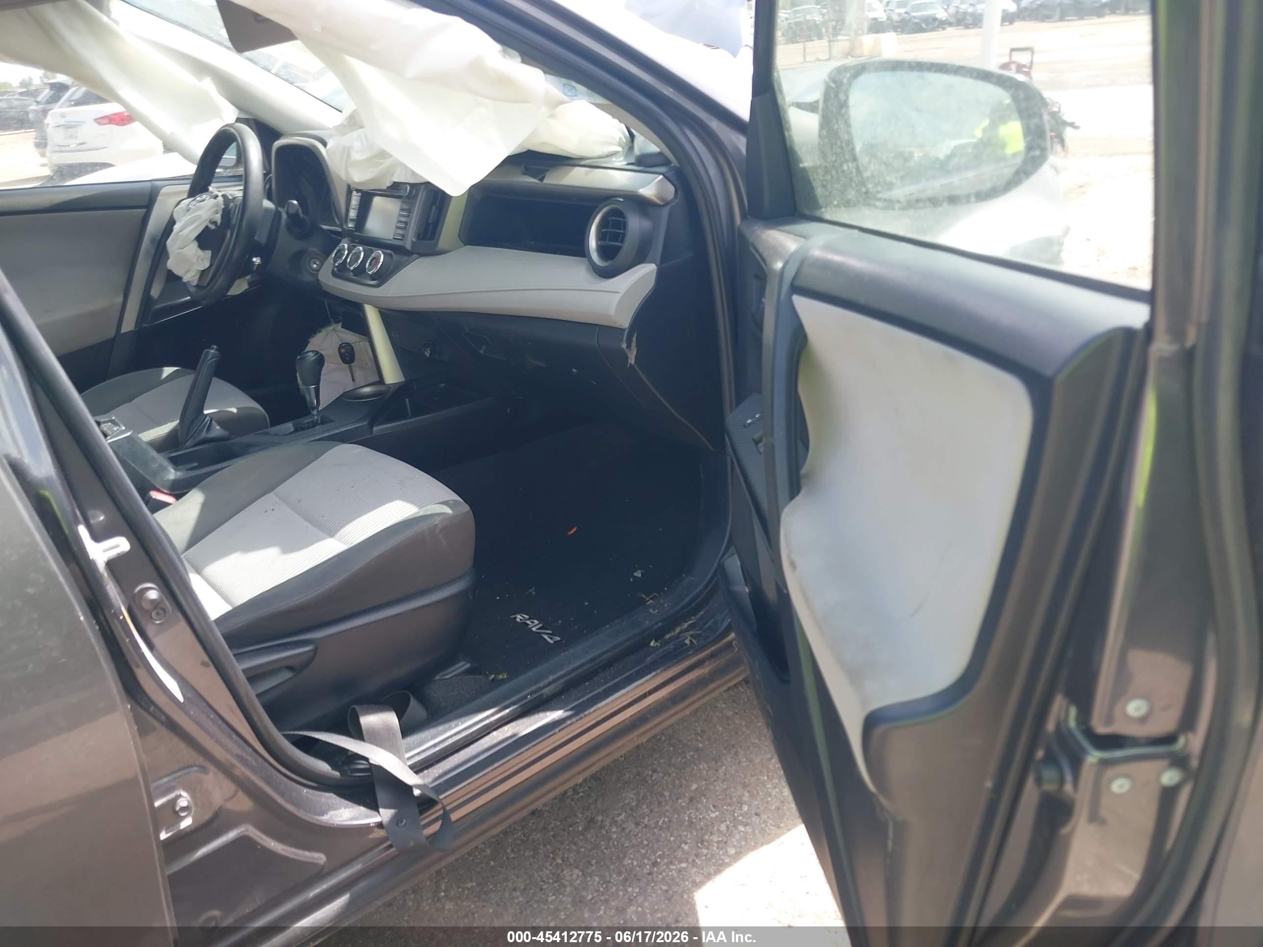 2014 Toyota Rav4 Le Gray vin: JTMZFREV6EJ008748