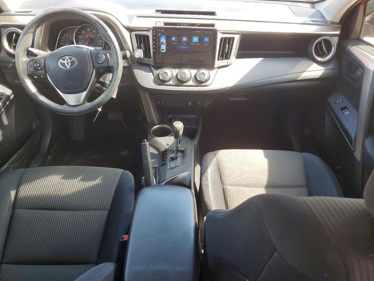 2014 Toyota Rav4 Le Red vin: JTMZFREV6EJ015036