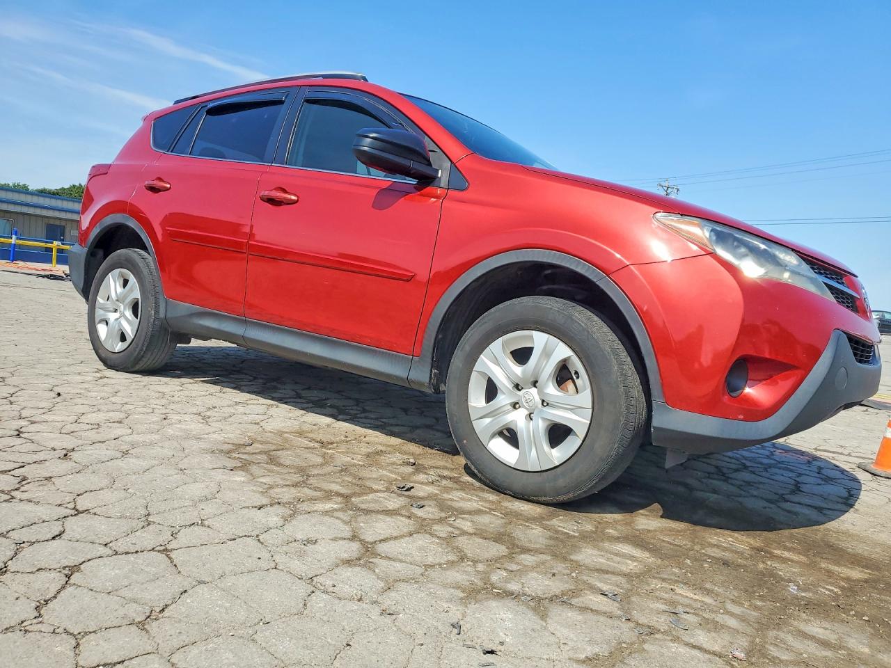 2014 Toyota Rav4 Le Red vin: JTMZFREV6EJ015036