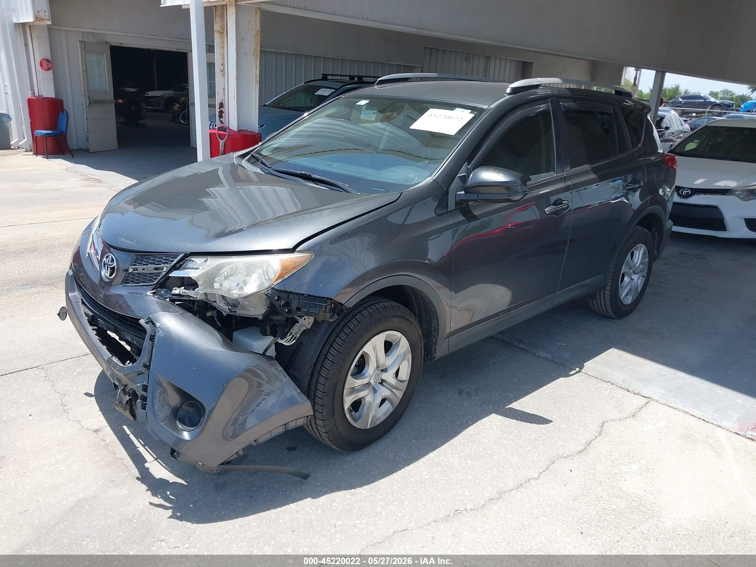 2015 Toyota Rav4 Le Gray vin: JTMZFREV6FD043676