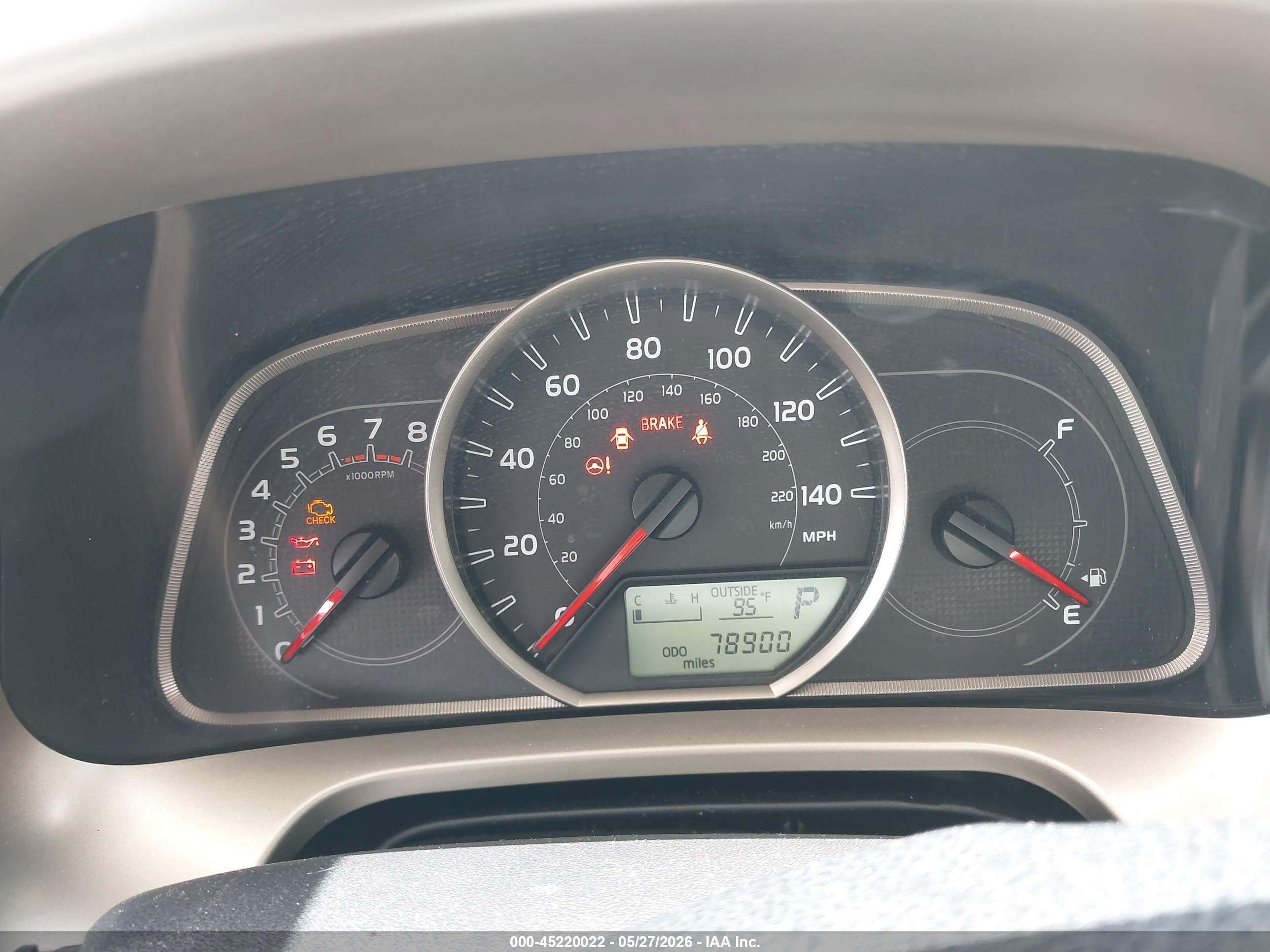 2015 Toyota Rav4 Le Gray vin: JTMZFREV6FD043676